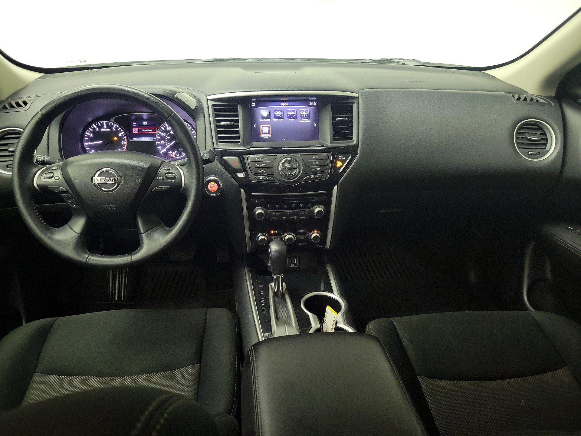 Thumbnail: 2019 Nissan Pathfinder - 9