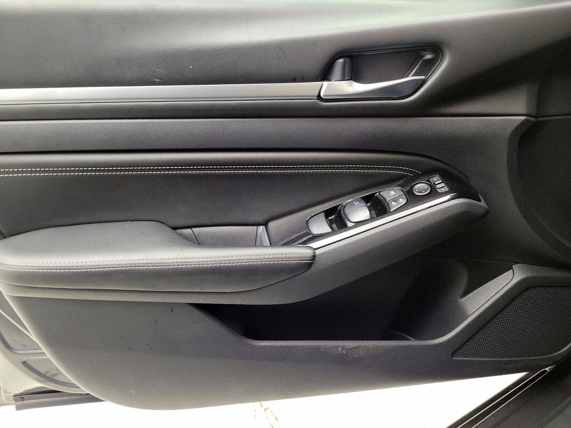 Thumbnail: 2022 Nissan Altima - 12