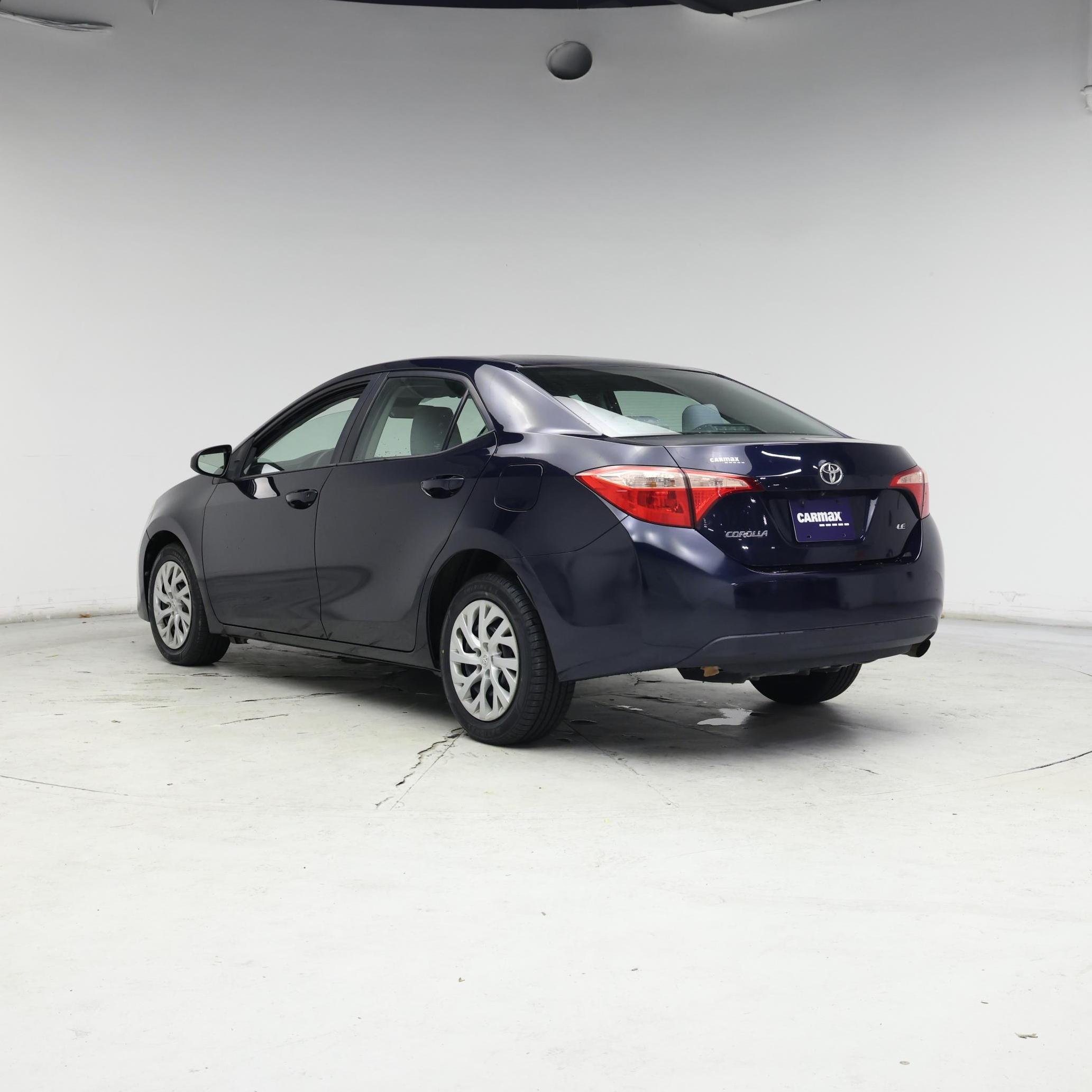 Thumbnail: 2017 Toyota Corolla - 2