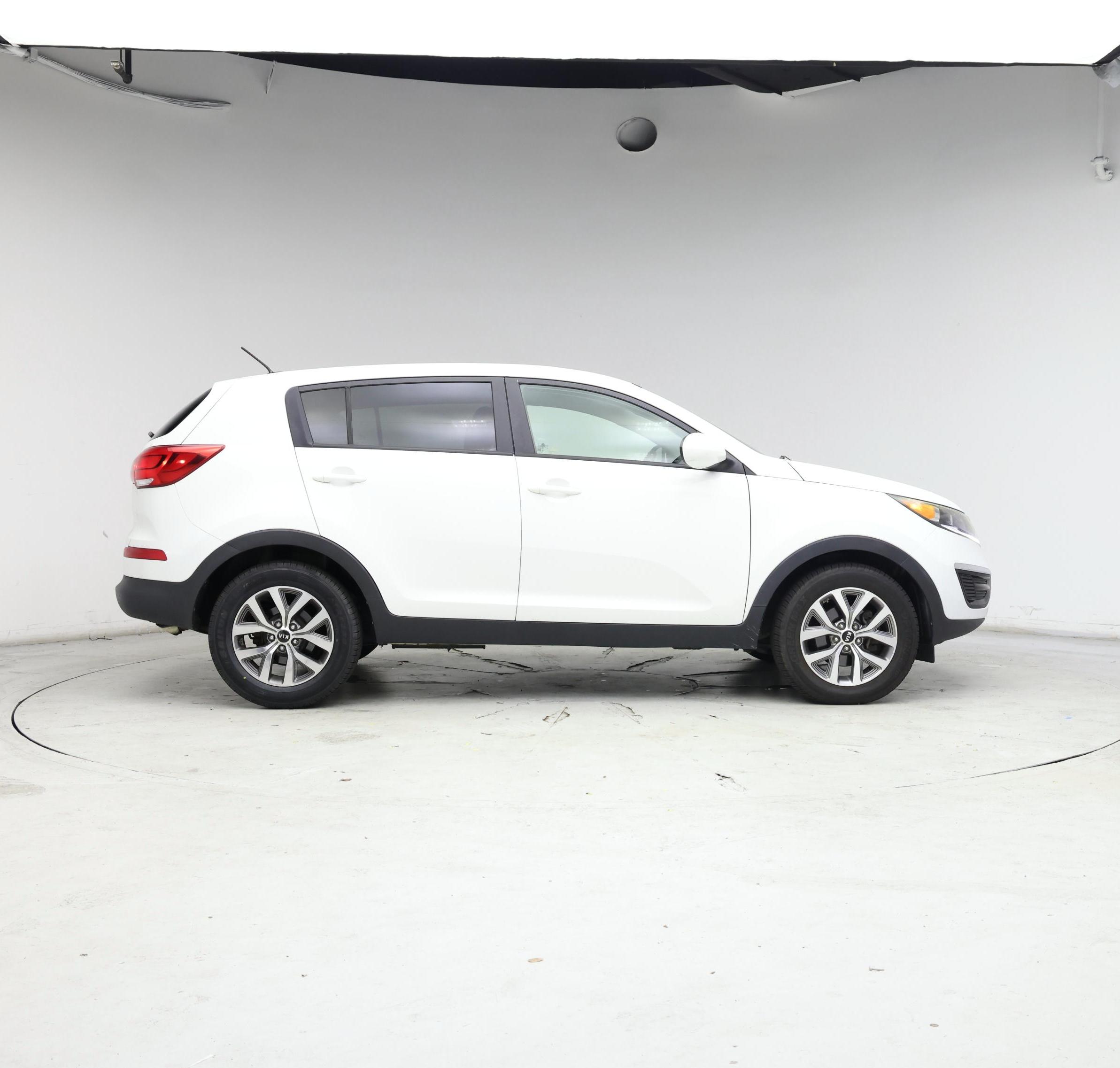 Thumbnail: 2016 Kia Sportage - 7