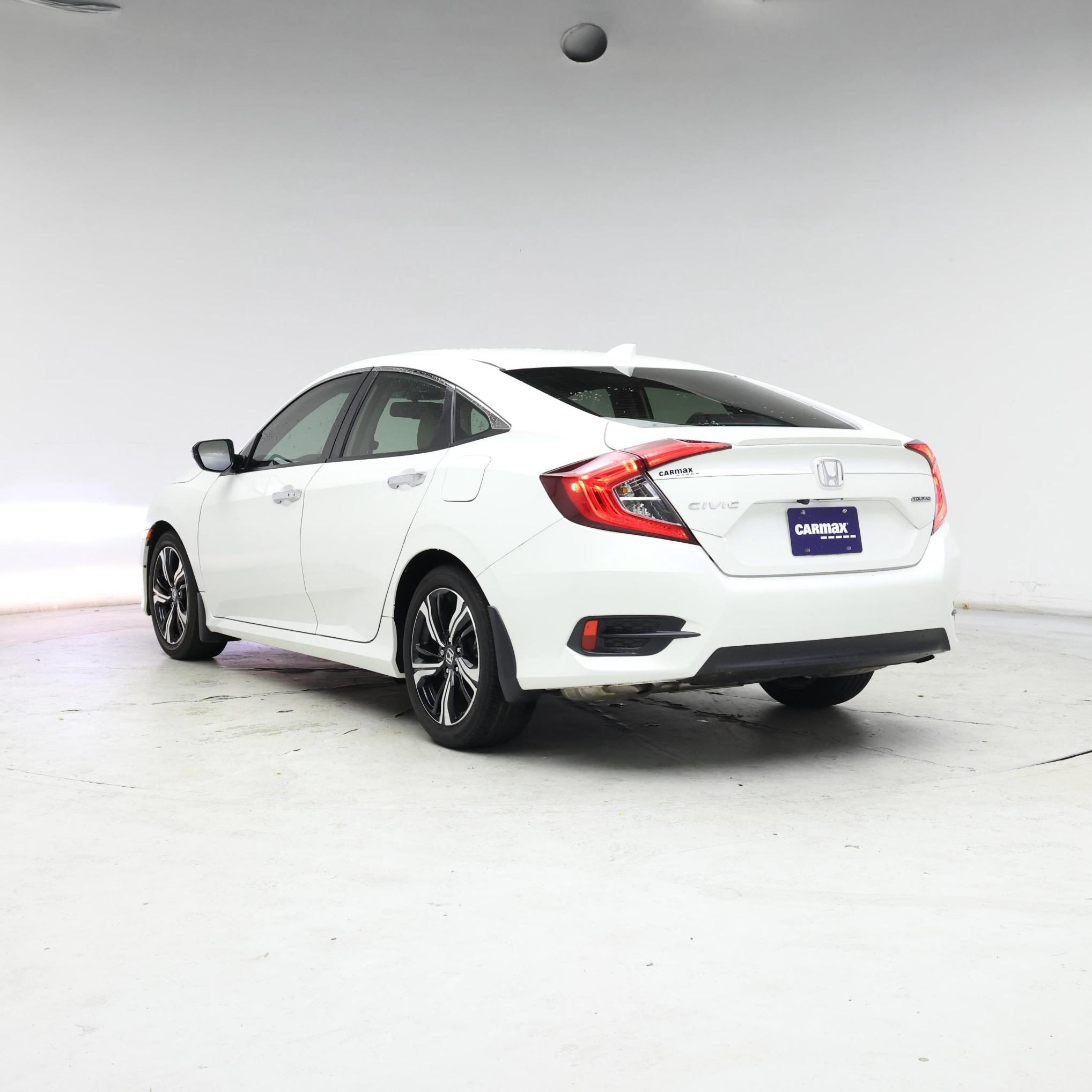 Thumbnail: 2017 Honda Civic - 2