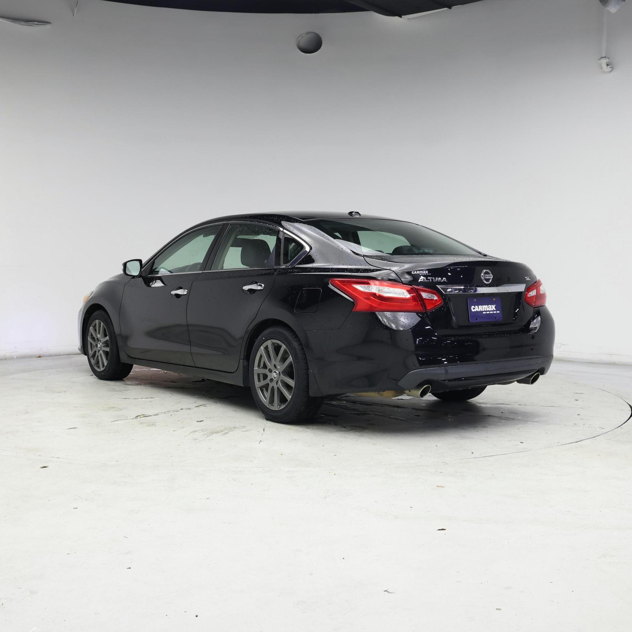 Thumbnail: 2017 Nissan Altima - 2