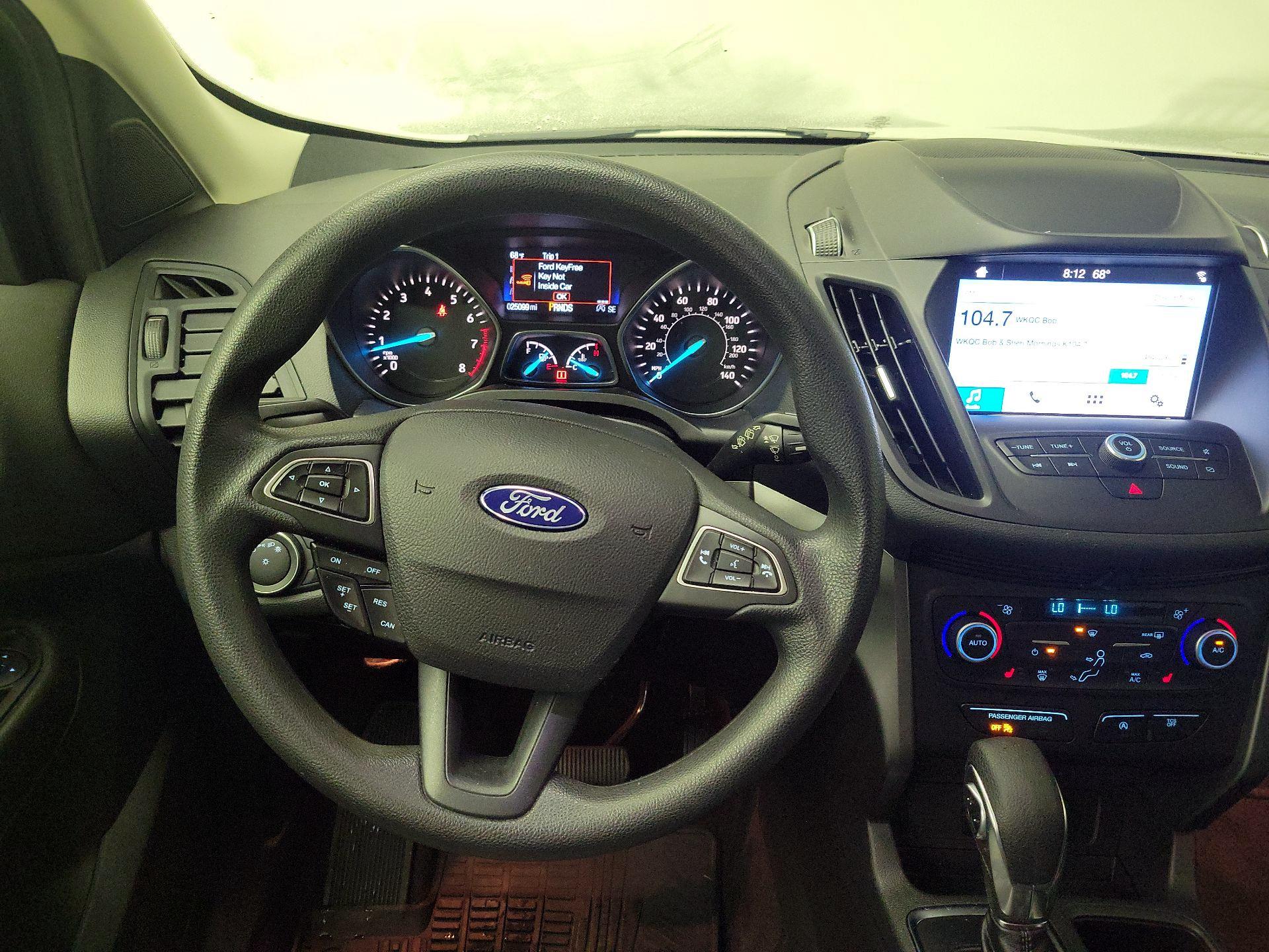 Thumbnail: 2019 Ford Escape - 10