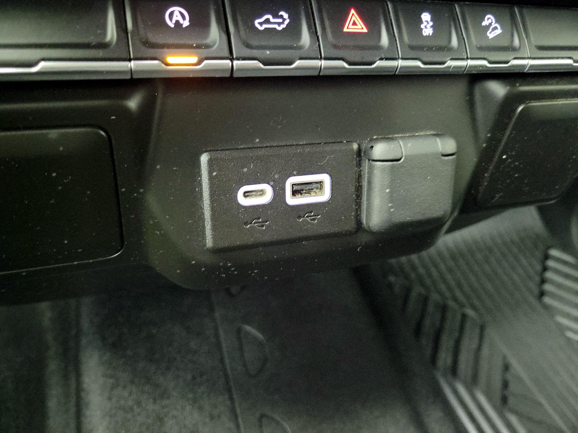 Thumbnail: 2022 Chevrolet Silverado 1500 - 18