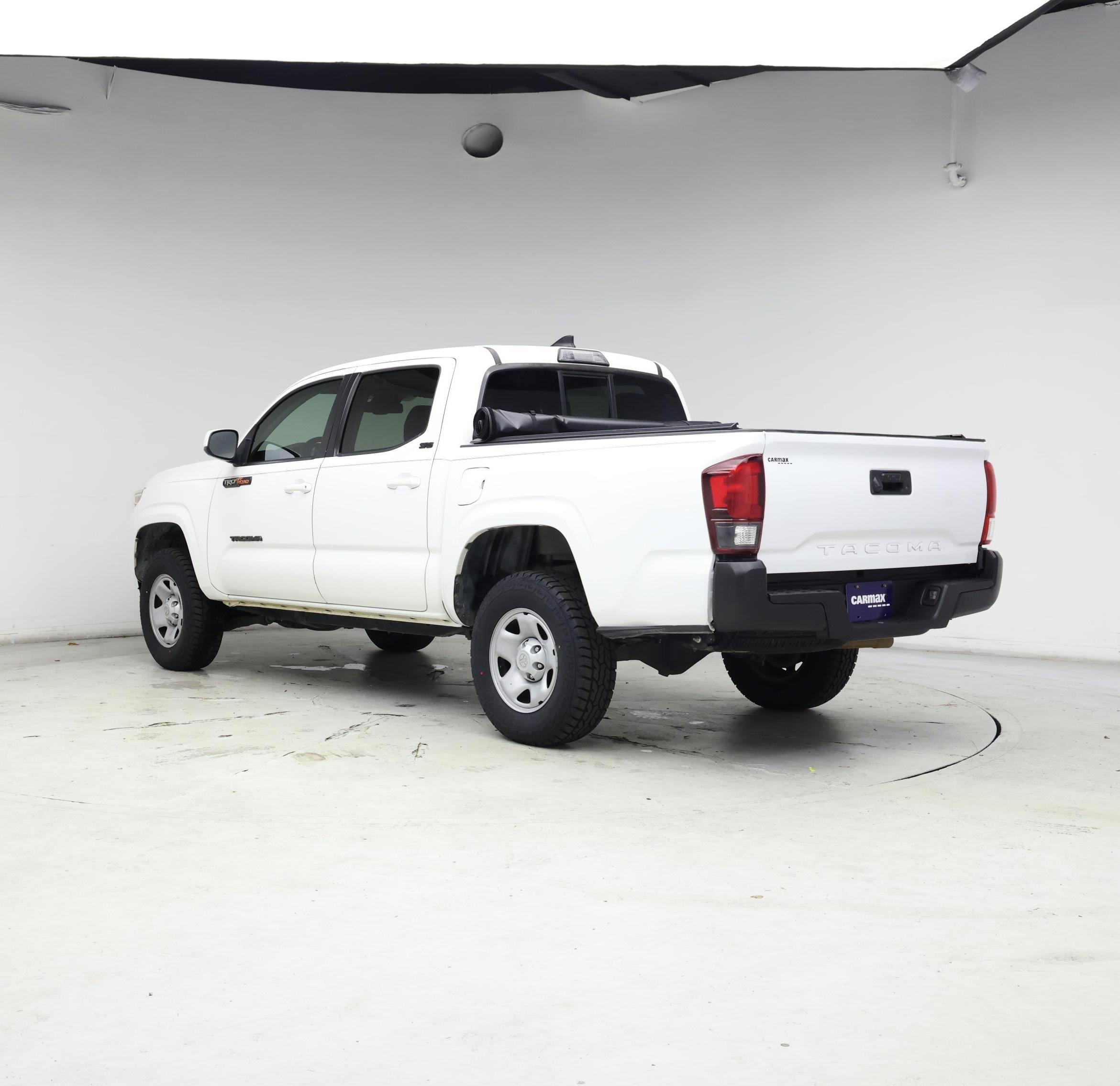 Thumbnail: 2019 Toyota Tacoma - 2