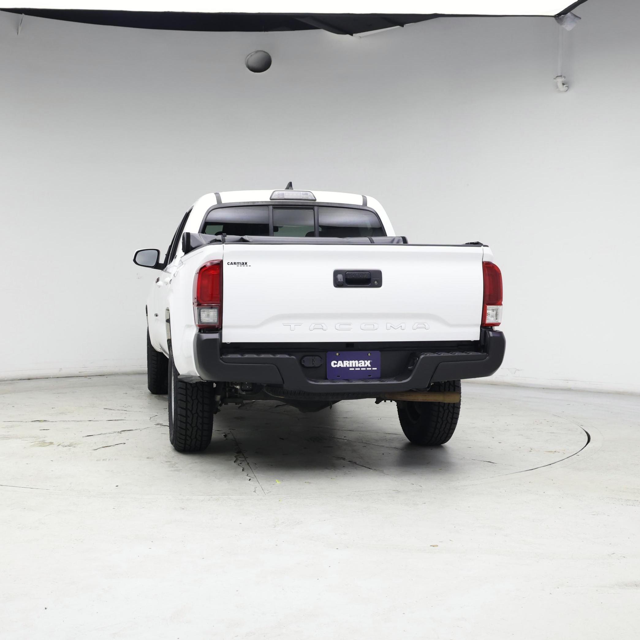 Thumbnail: 2019 Toyota Tacoma - 6