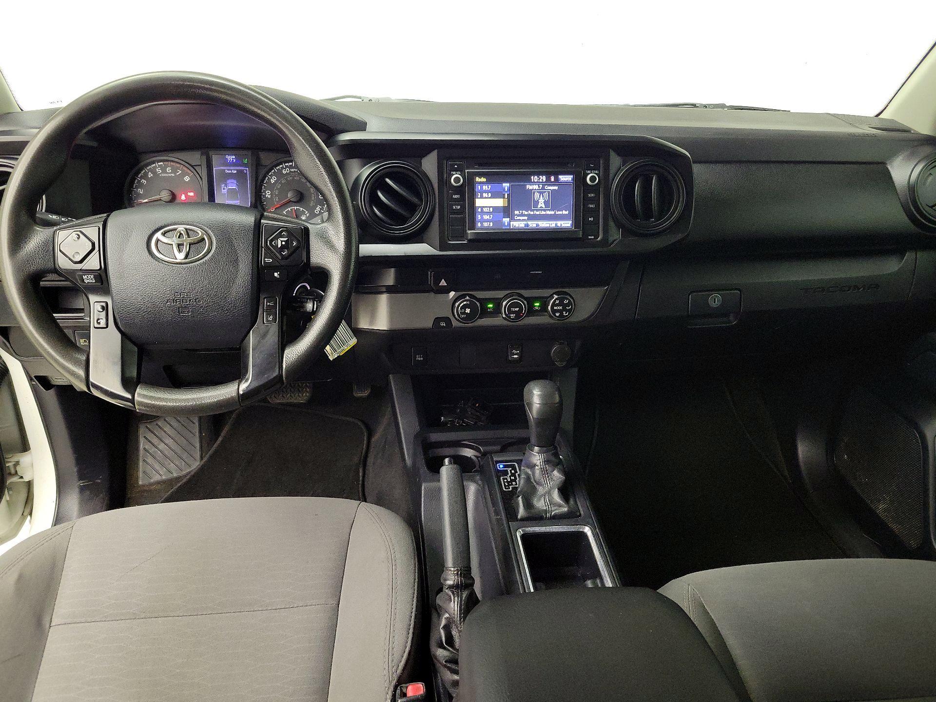 Thumbnail: 2019 Toyota Tacoma - 9