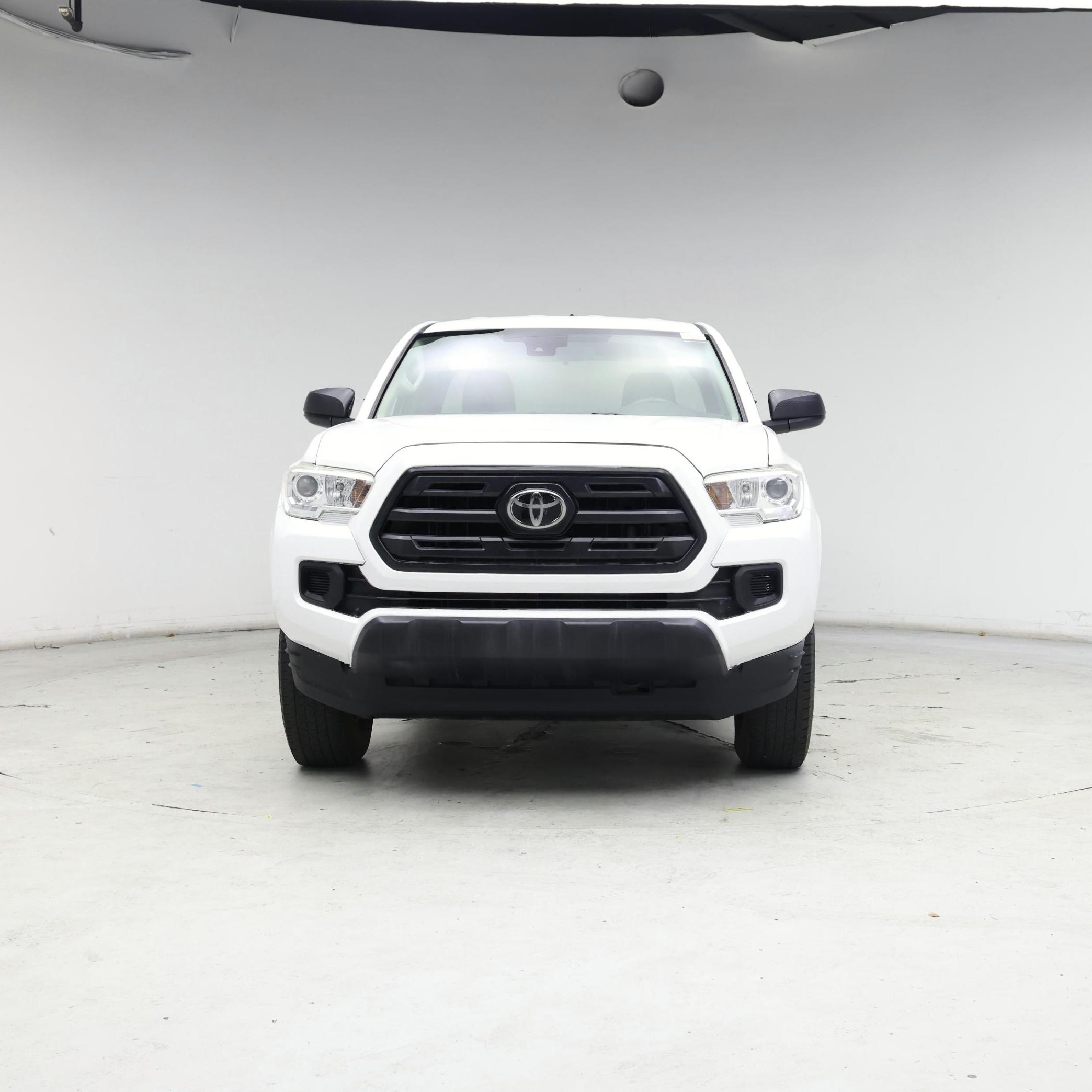 Thumbnail: 2019 Toyota Tacoma - 5
