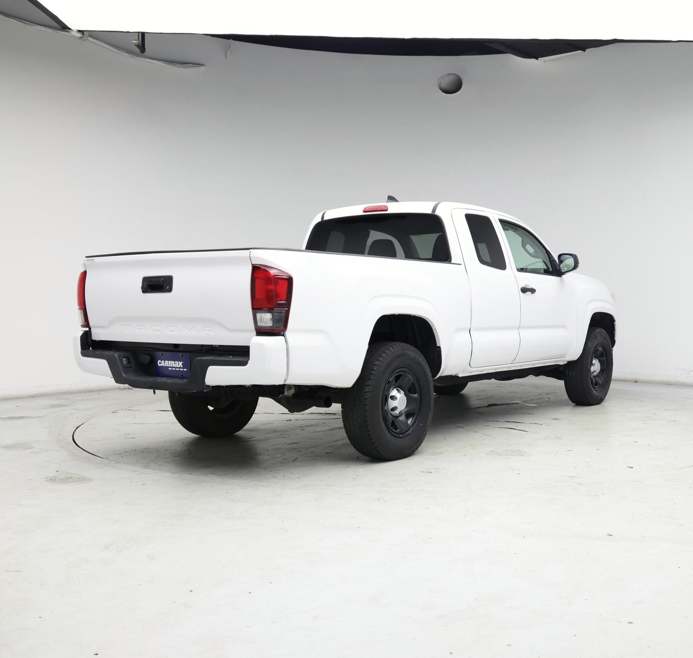 Thumbnail: 2019 Toyota Tacoma - 8