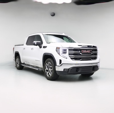 White 2023 GMC Sierra 1500 SLT