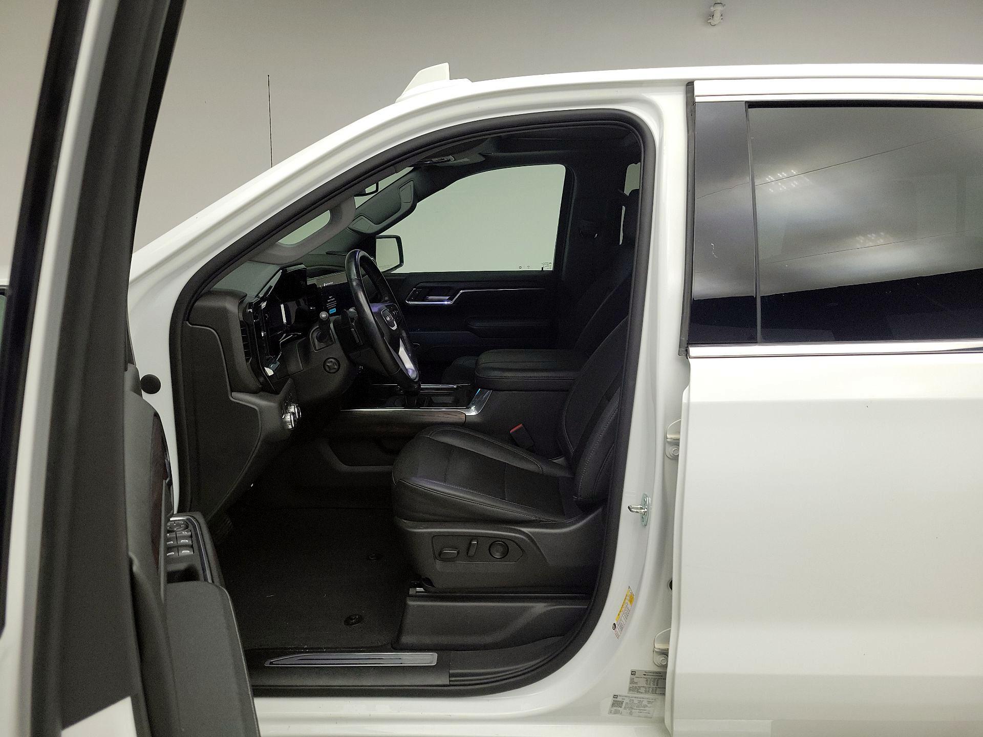 Thumbnail: 2023 GMC Sierra 1500 - 11