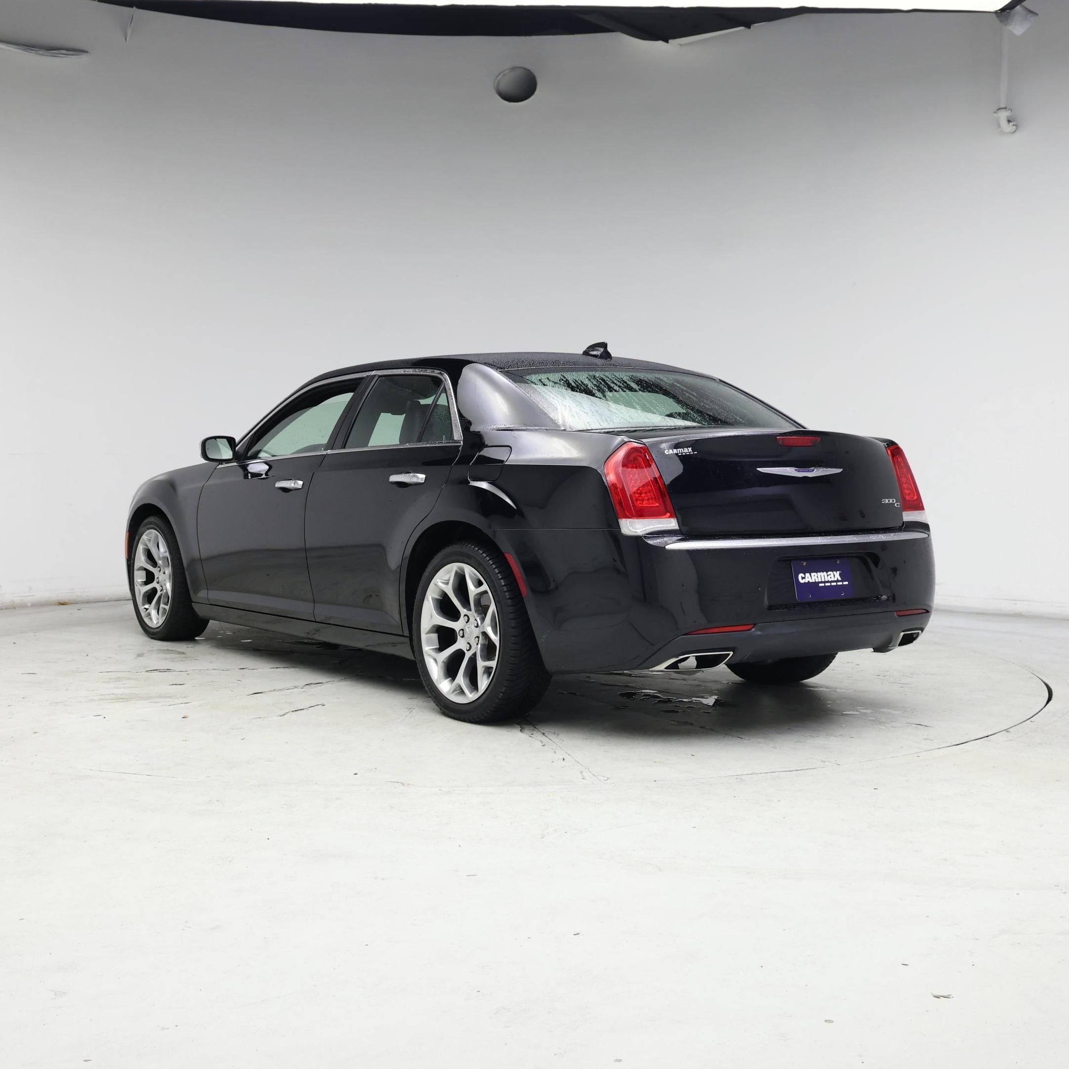Thumbnail: 2019 Chrysler 300 - 2