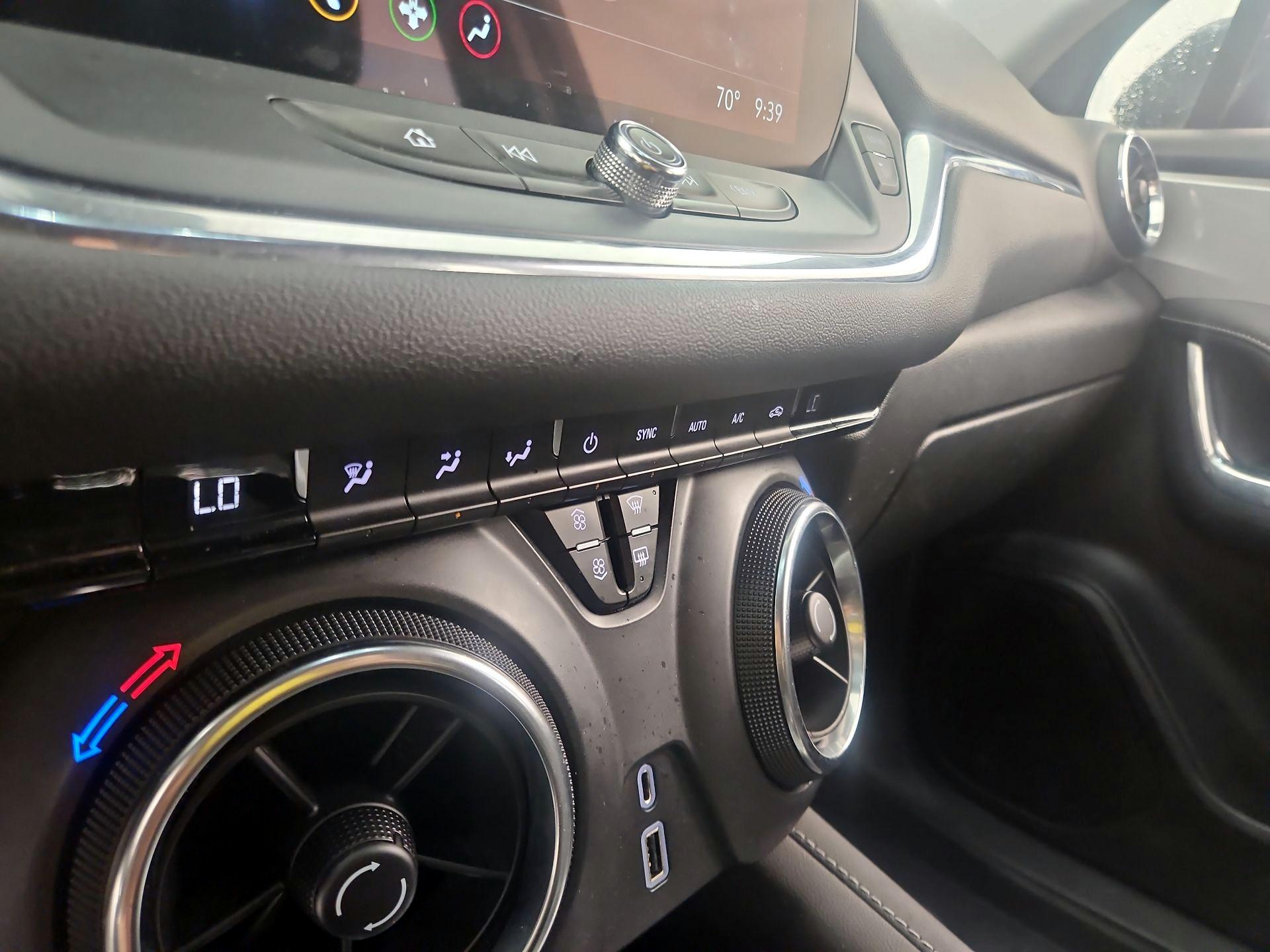 Thumbnail: 2023 Chevrolet Blazer - 16