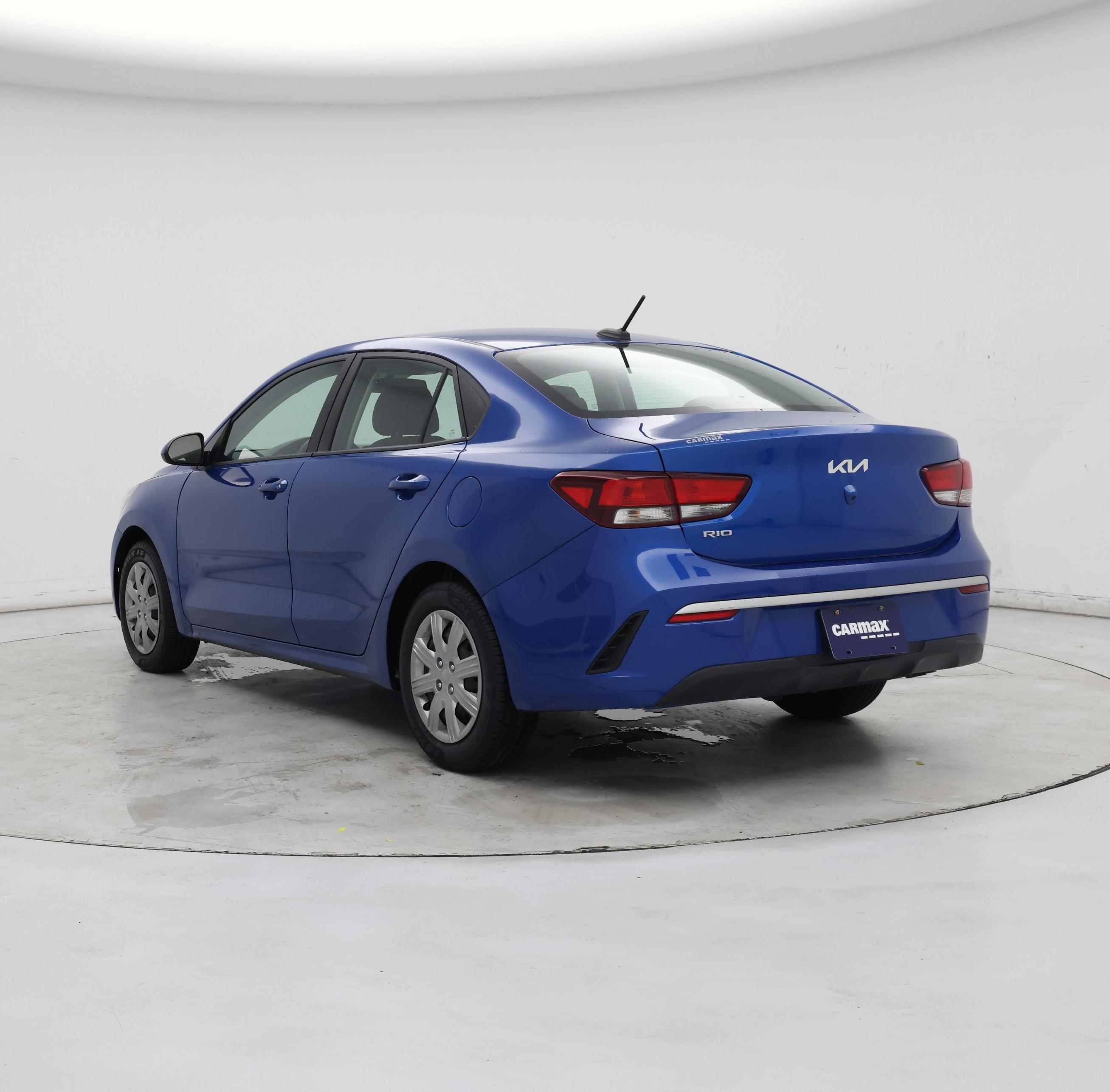 Thumbnail: 2022 Kia Rio - 2