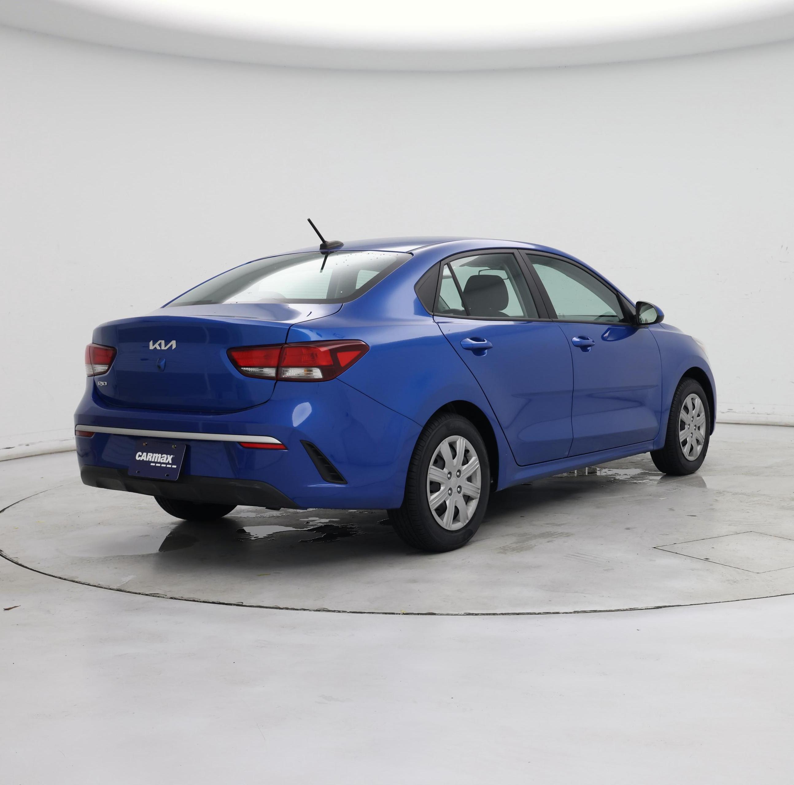 Thumbnail: 2022 Kia Rio - 8