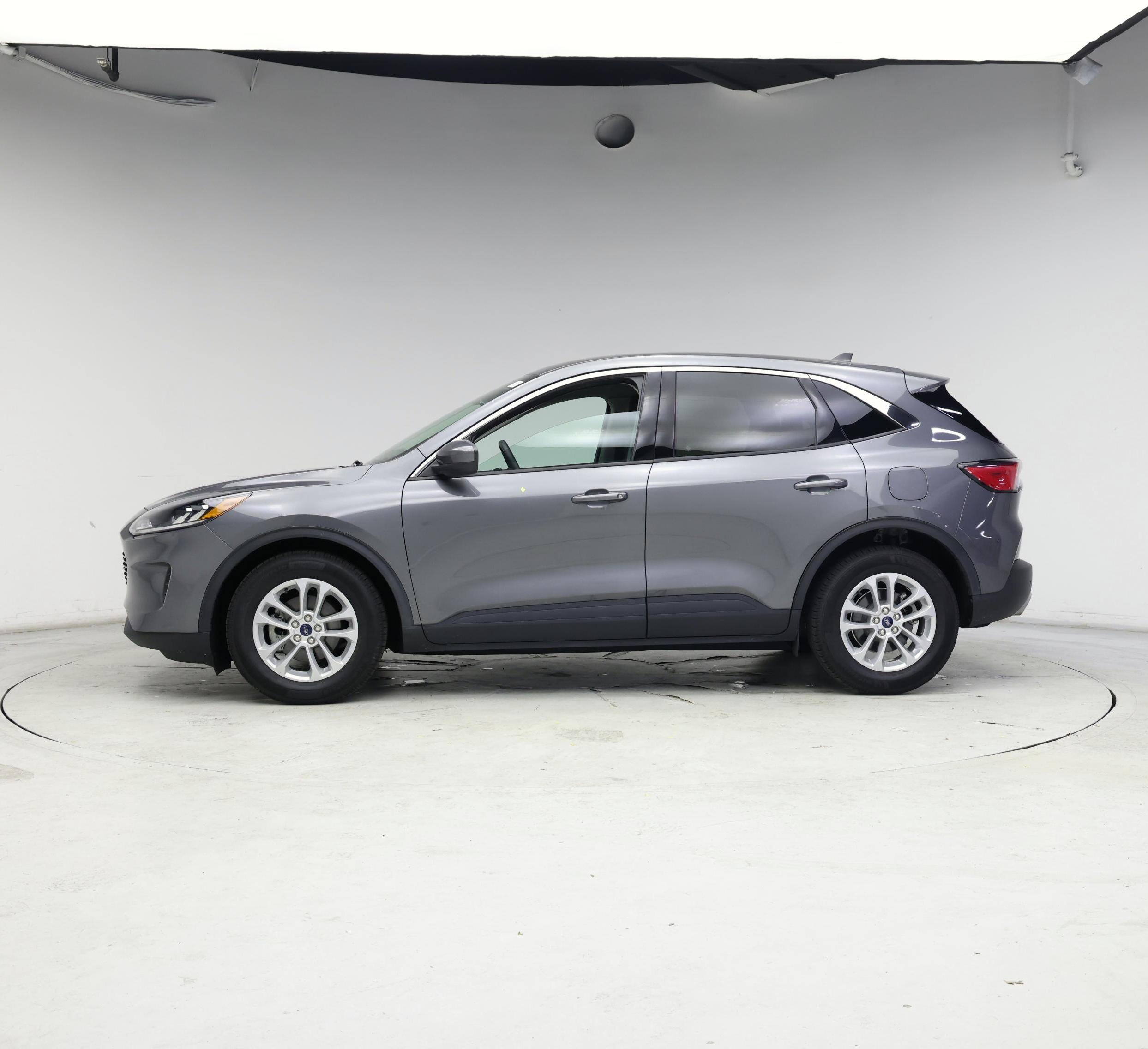 Thumbnail: 2021 Ford Escape - 3