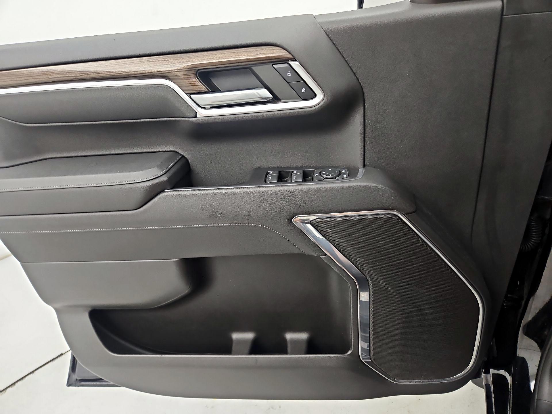Thumbnail: 2023 Chevrolet Silverado 1500 - 12