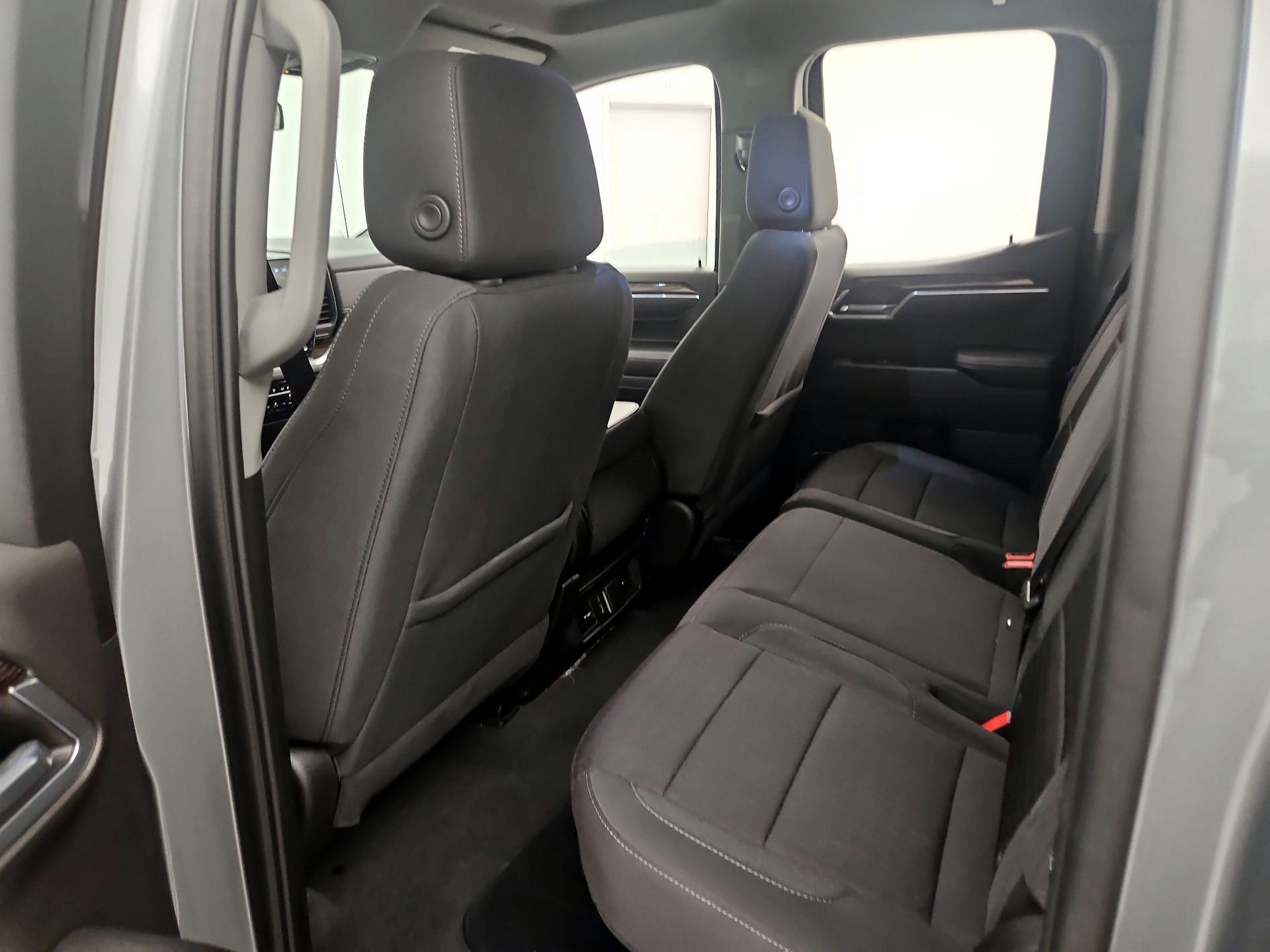 Thumbnail: 2023 GMC Sierra 1500 - 19