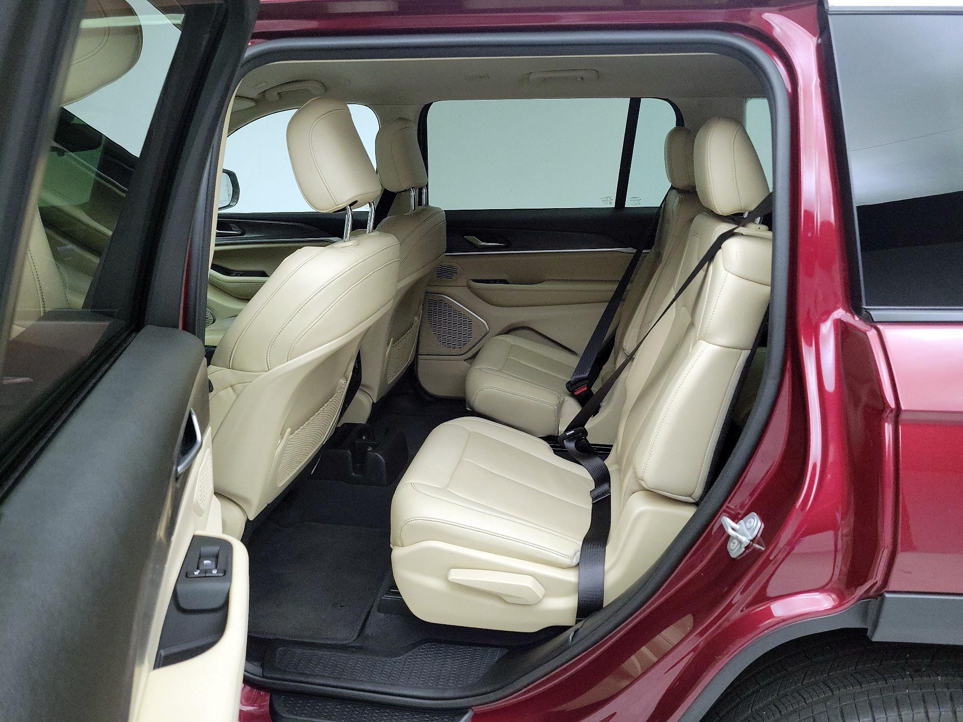 Thumbnail: 2021 Jeep Grand Cherokee L - 20