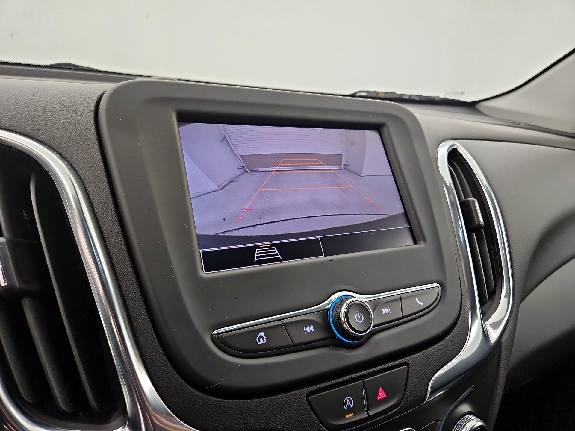 Thumbnail: 2022 Chevrolet Equinox - 14