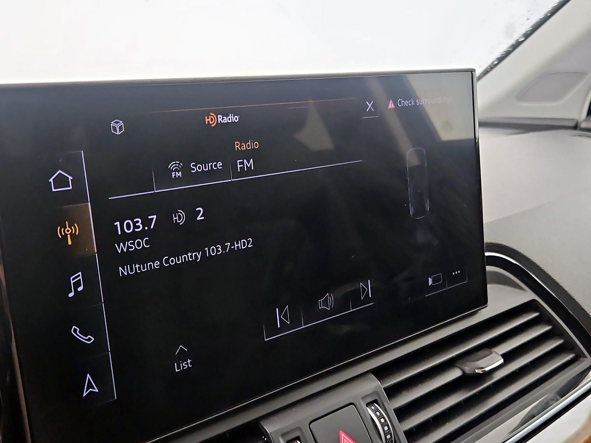 Thumbnail: 2023 Audi Q5 - 15