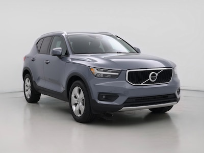 Gray 2022 Volvo XC40 T4 Momentum