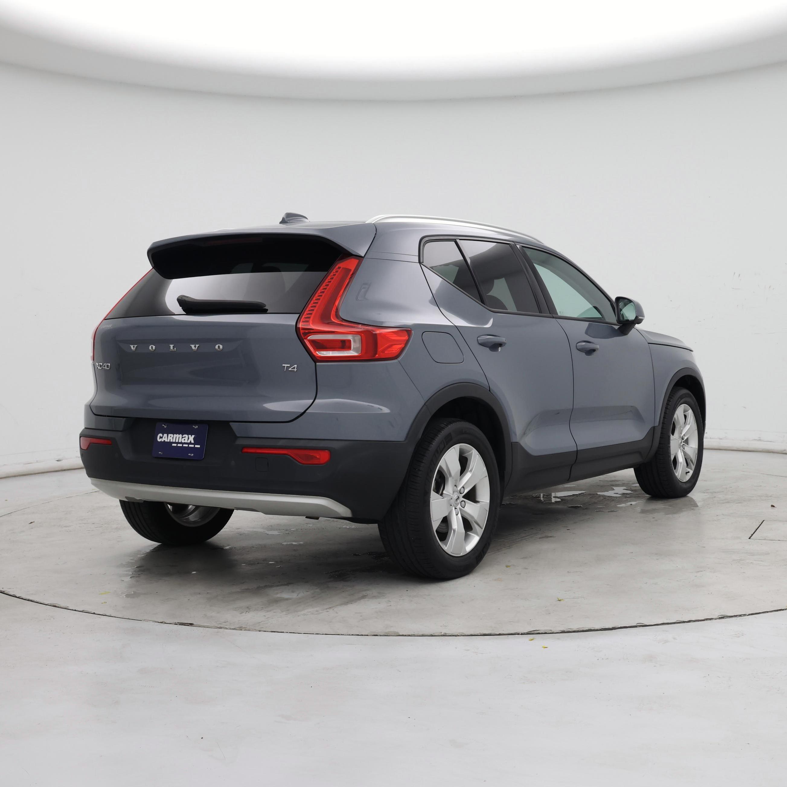 Thumbnail: 2022 Volvo XC40 - 8