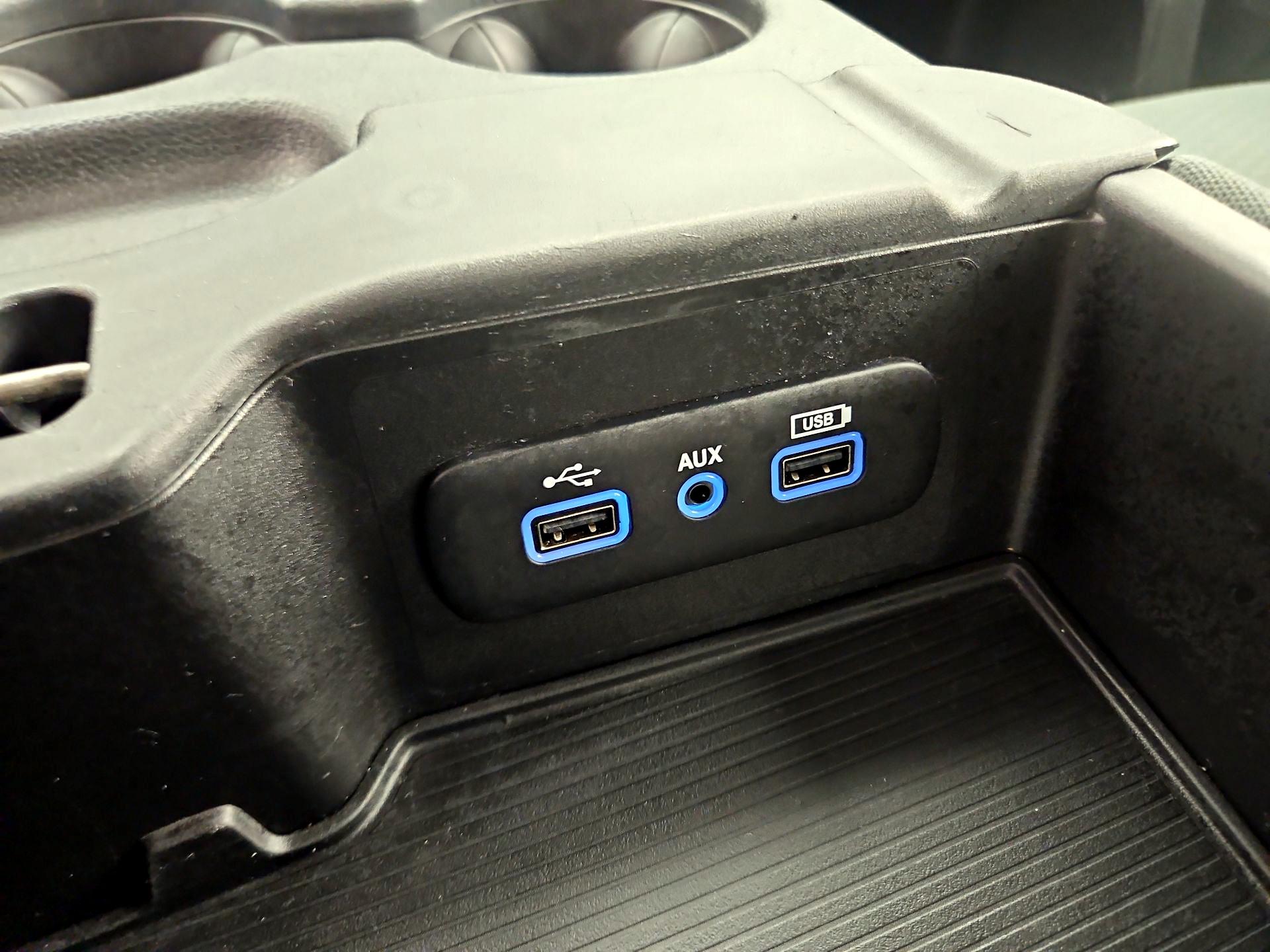 Thumbnail: 2020 RAM 1500 Classic - 18