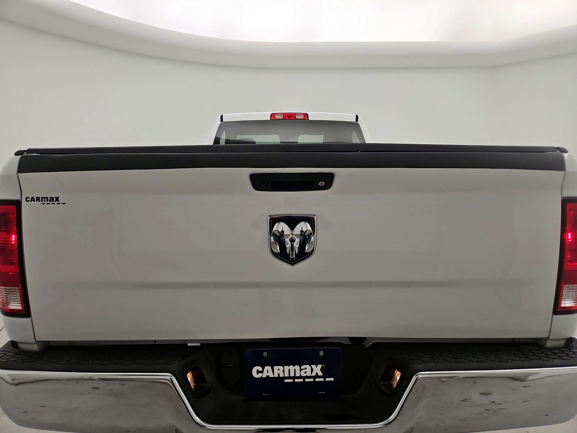 Thumbnail: 2020 RAM 1500 Classic - 19