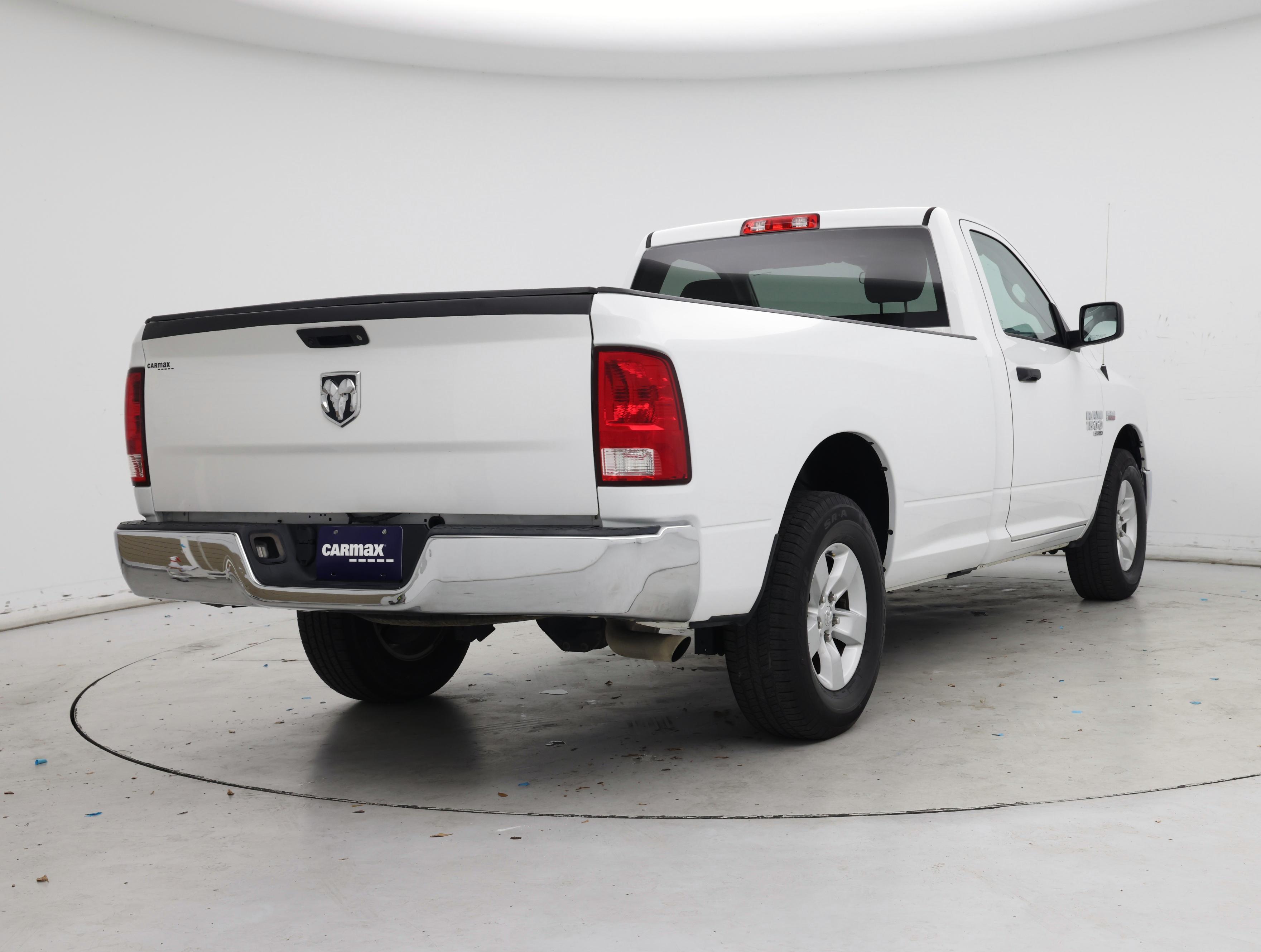 Thumbnail: 2020 RAM 1500 Classic - 8