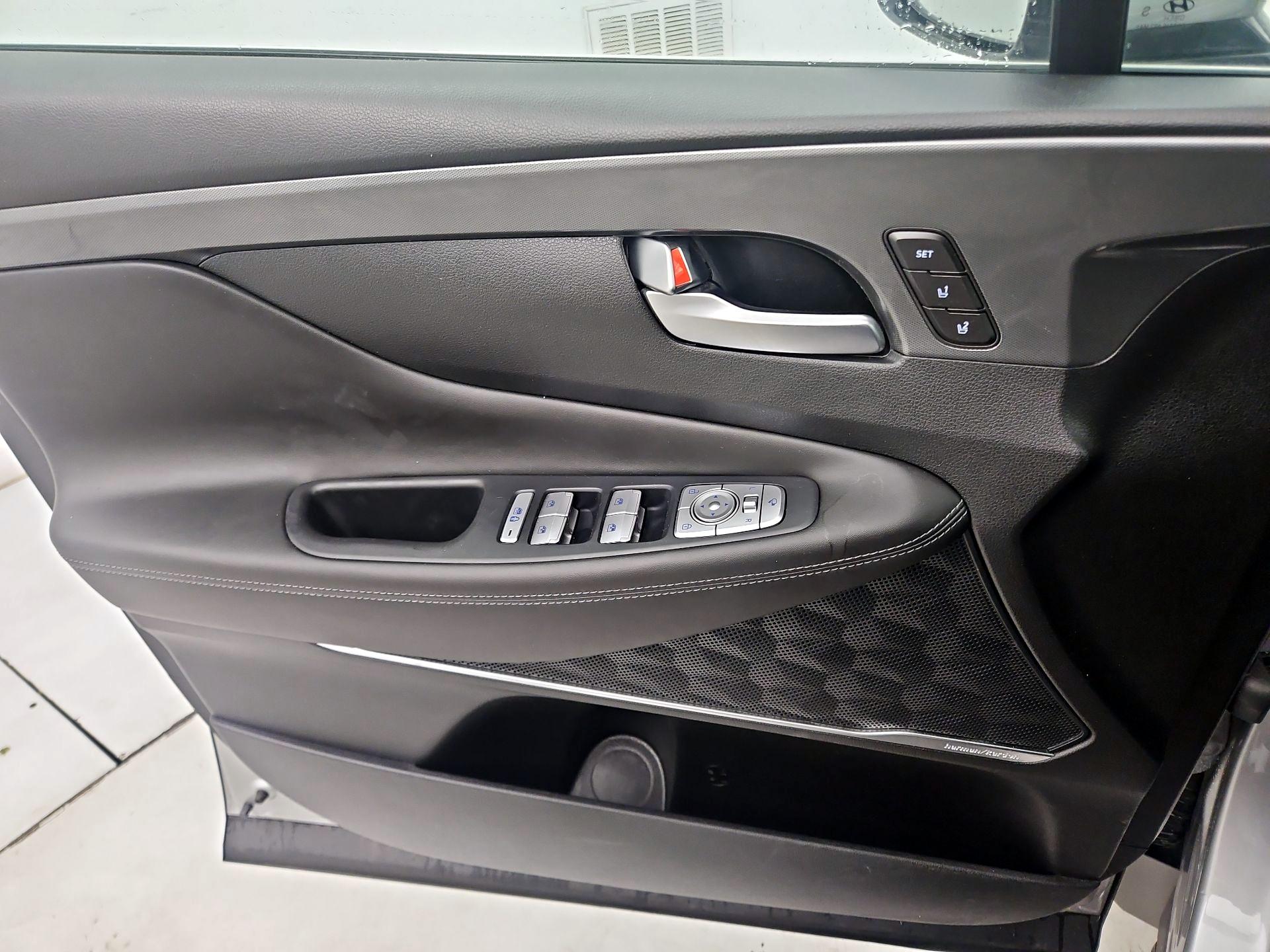 Thumbnail: 2023 Hyundai Santa Fe - 12