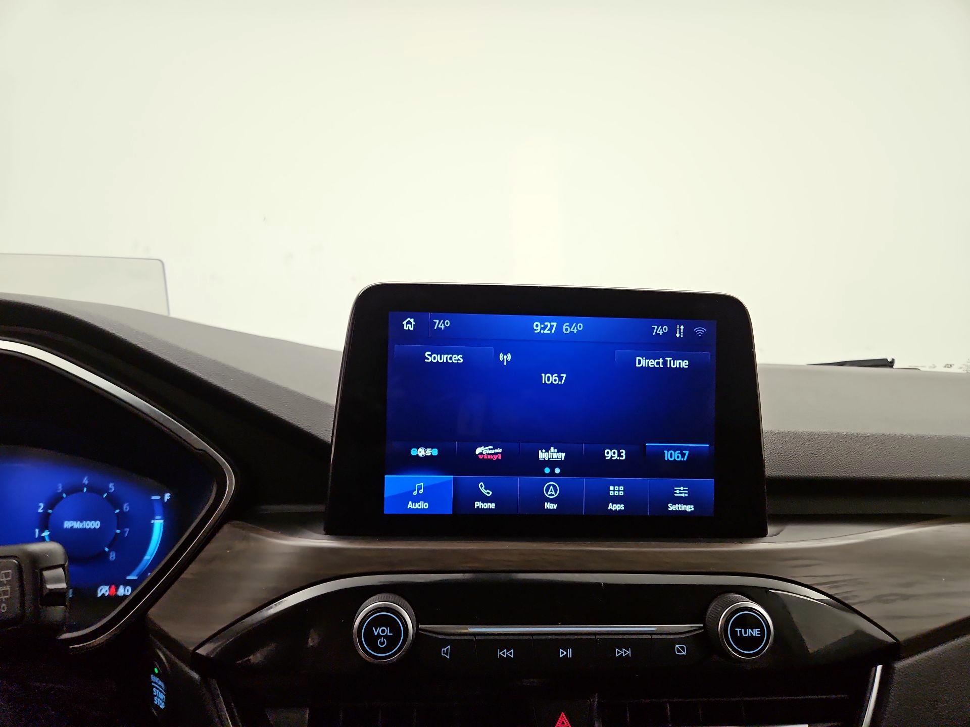 Thumbnail: 2020 Ford Escape - 16