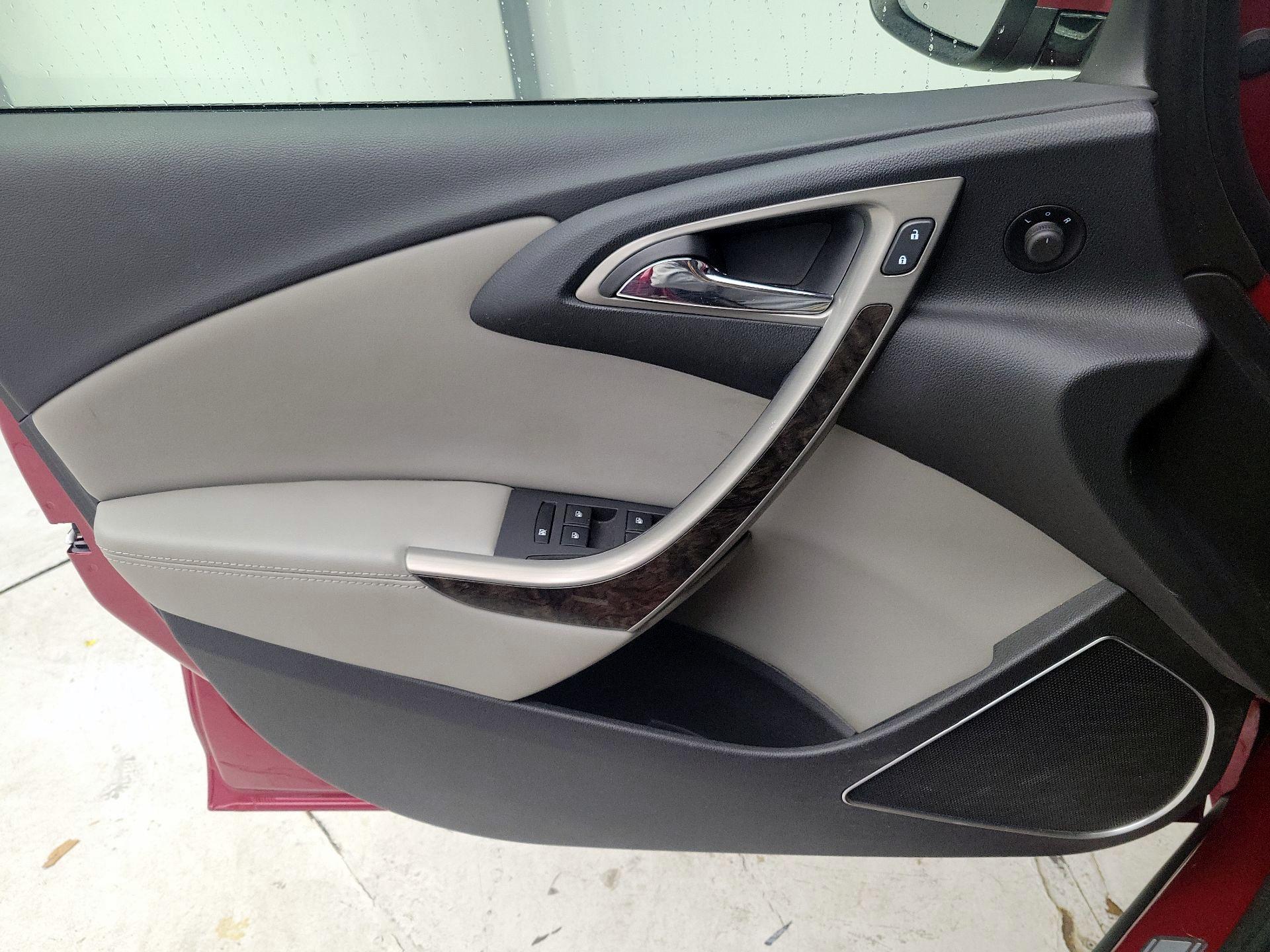 Thumbnail: 2015 Buick Verano - 12