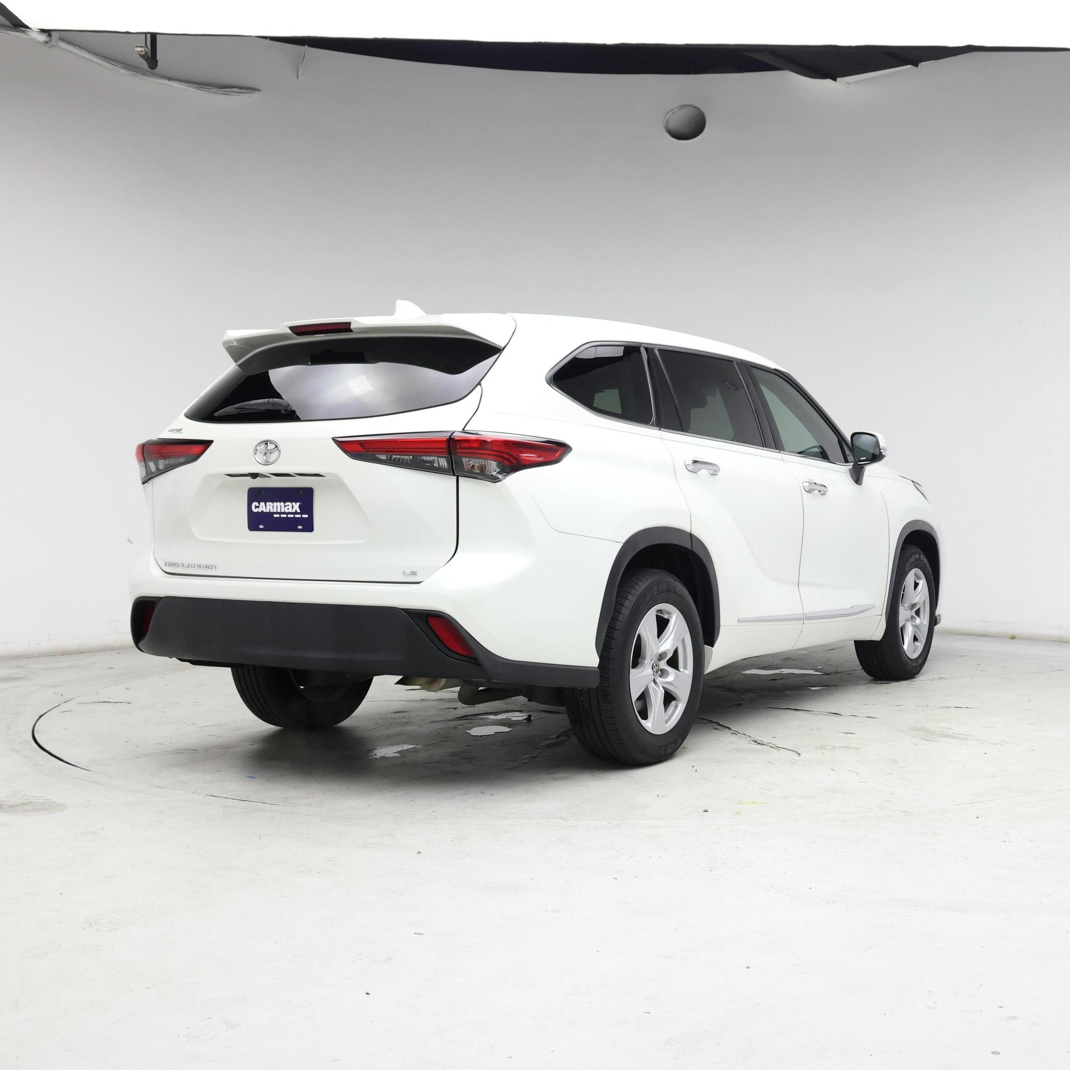 Thumbnail: 2021 Toyota Highlander - 8