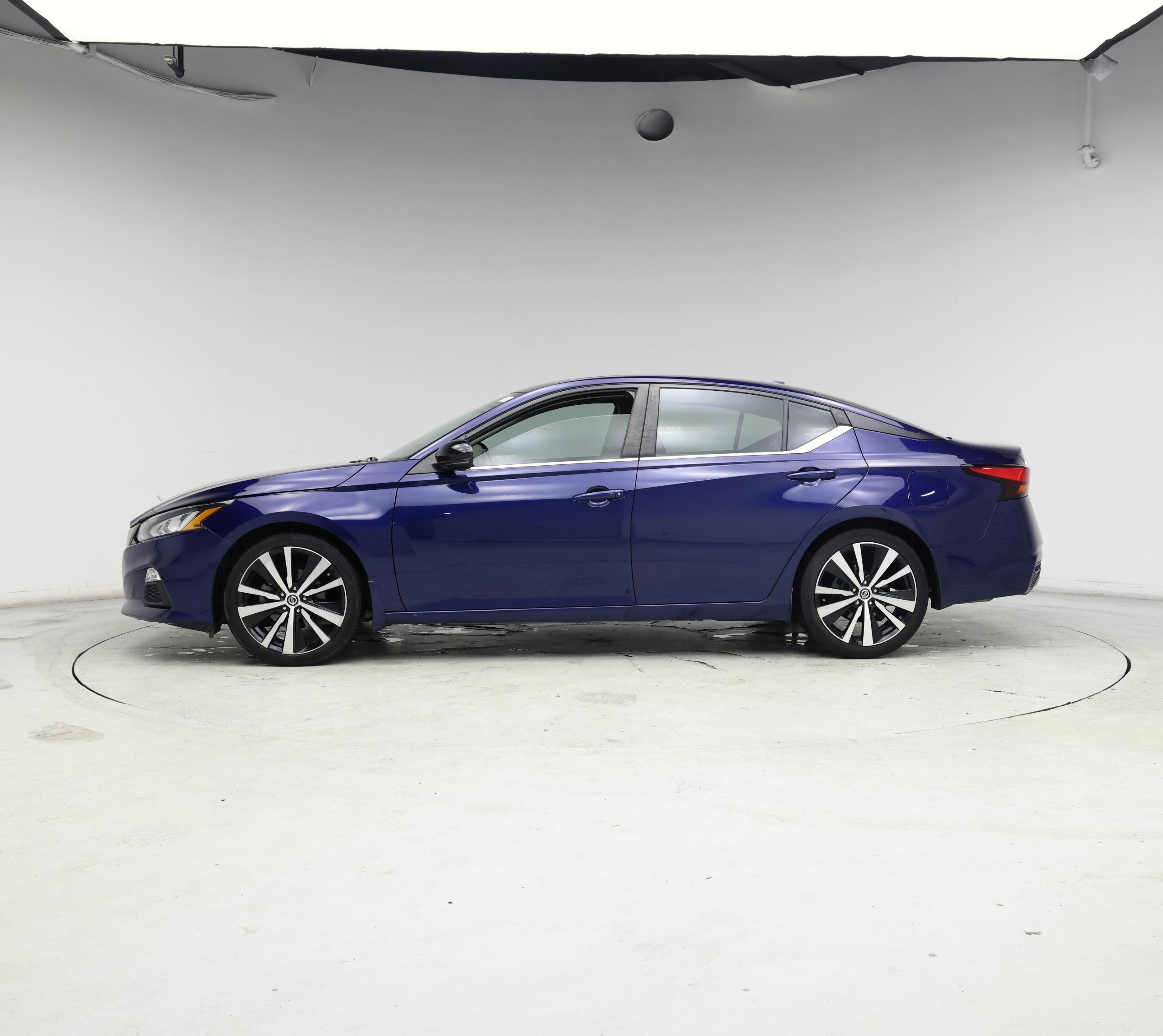 Thumbnail: 2020 Nissan Altima - 3