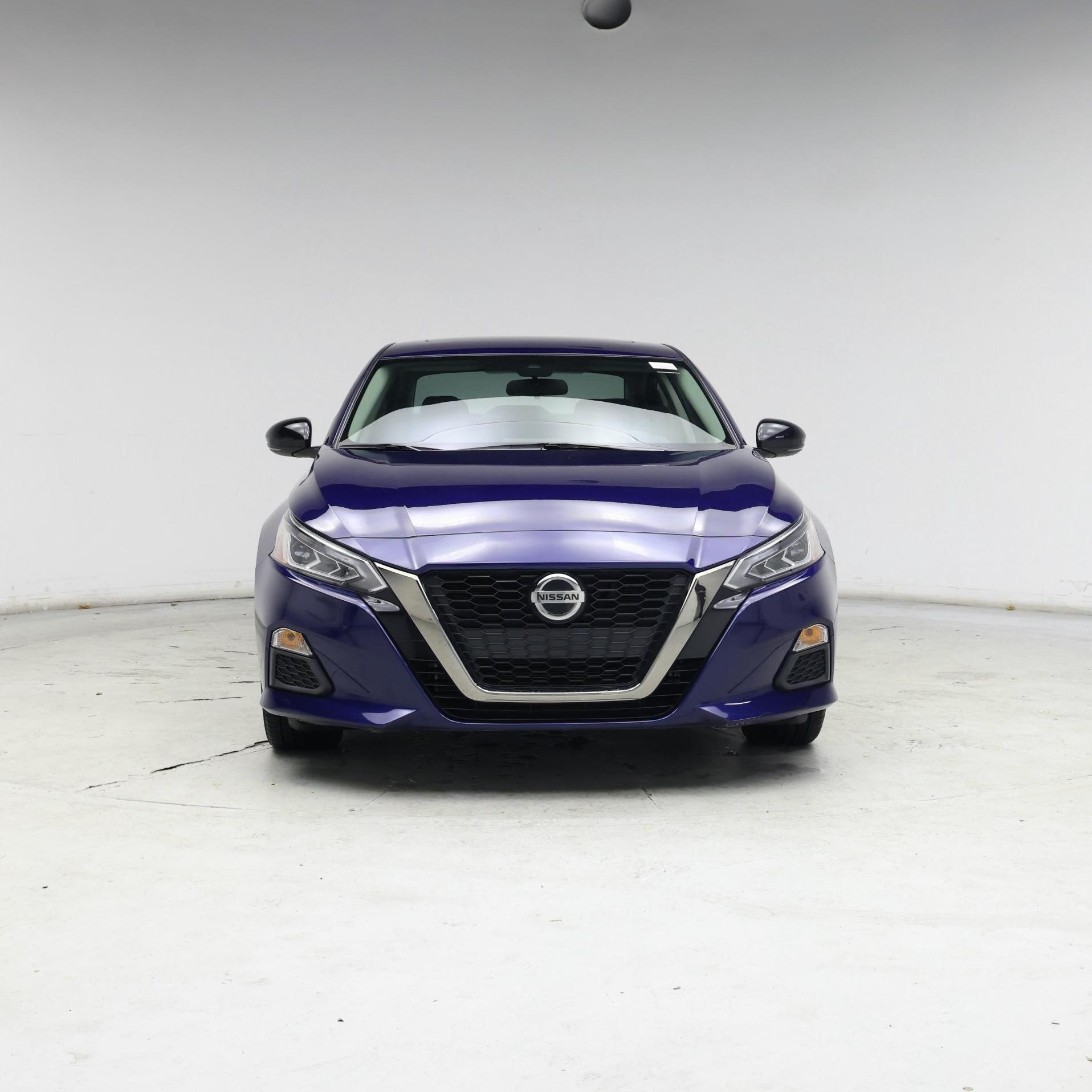 Thumbnail: 2020 Nissan Altima - 5