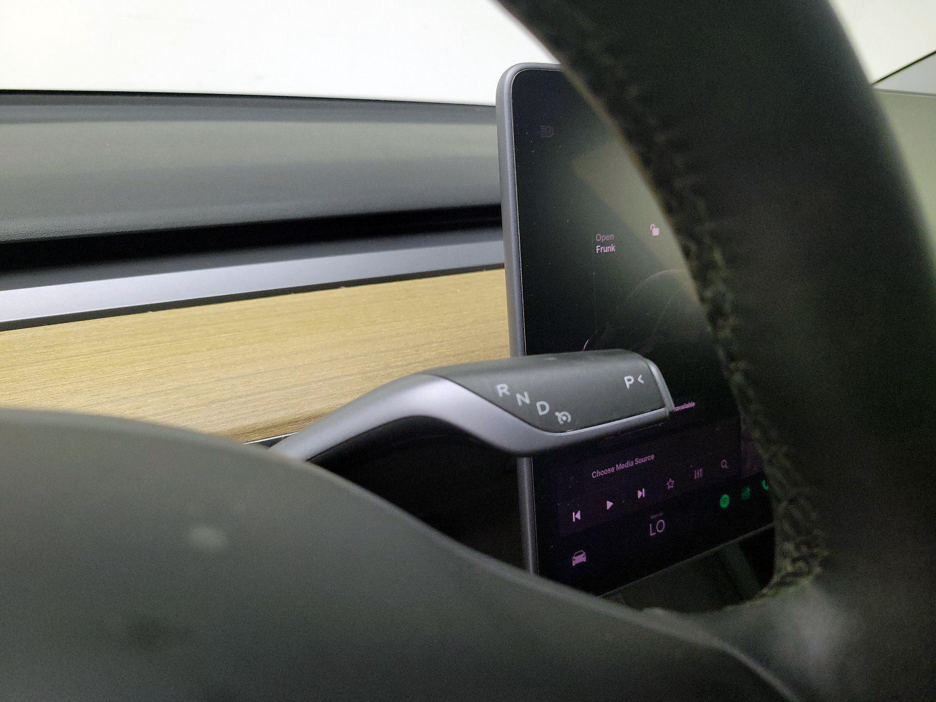 Thumbnail: 2021 Tesla Model 3 - 17