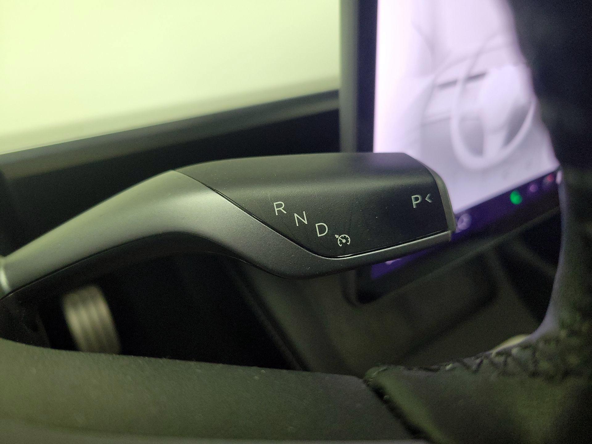 Thumbnail: 2022 Tesla Model Y - 17