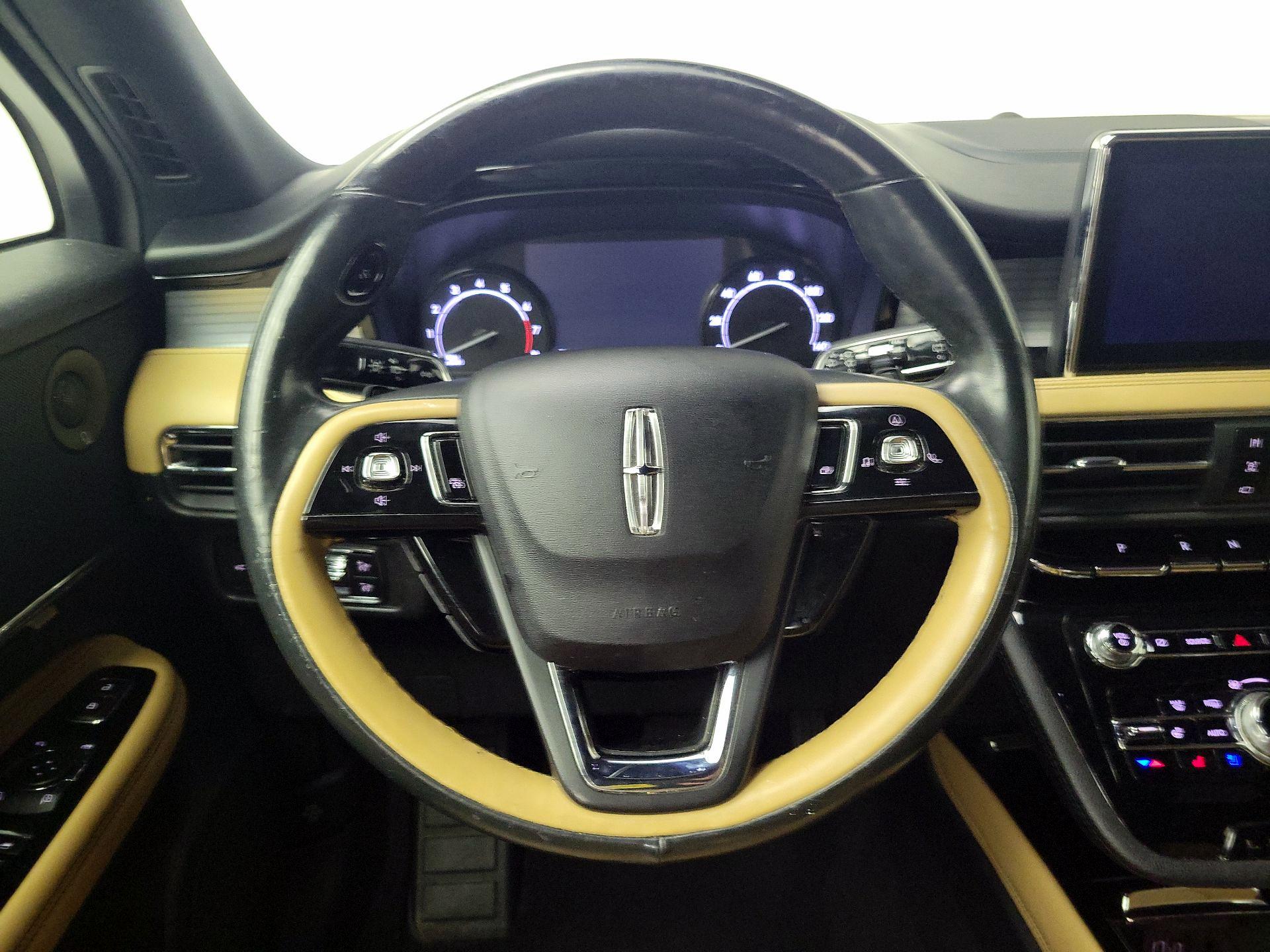 Thumbnail: 2020 Lincoln Corsair - 10