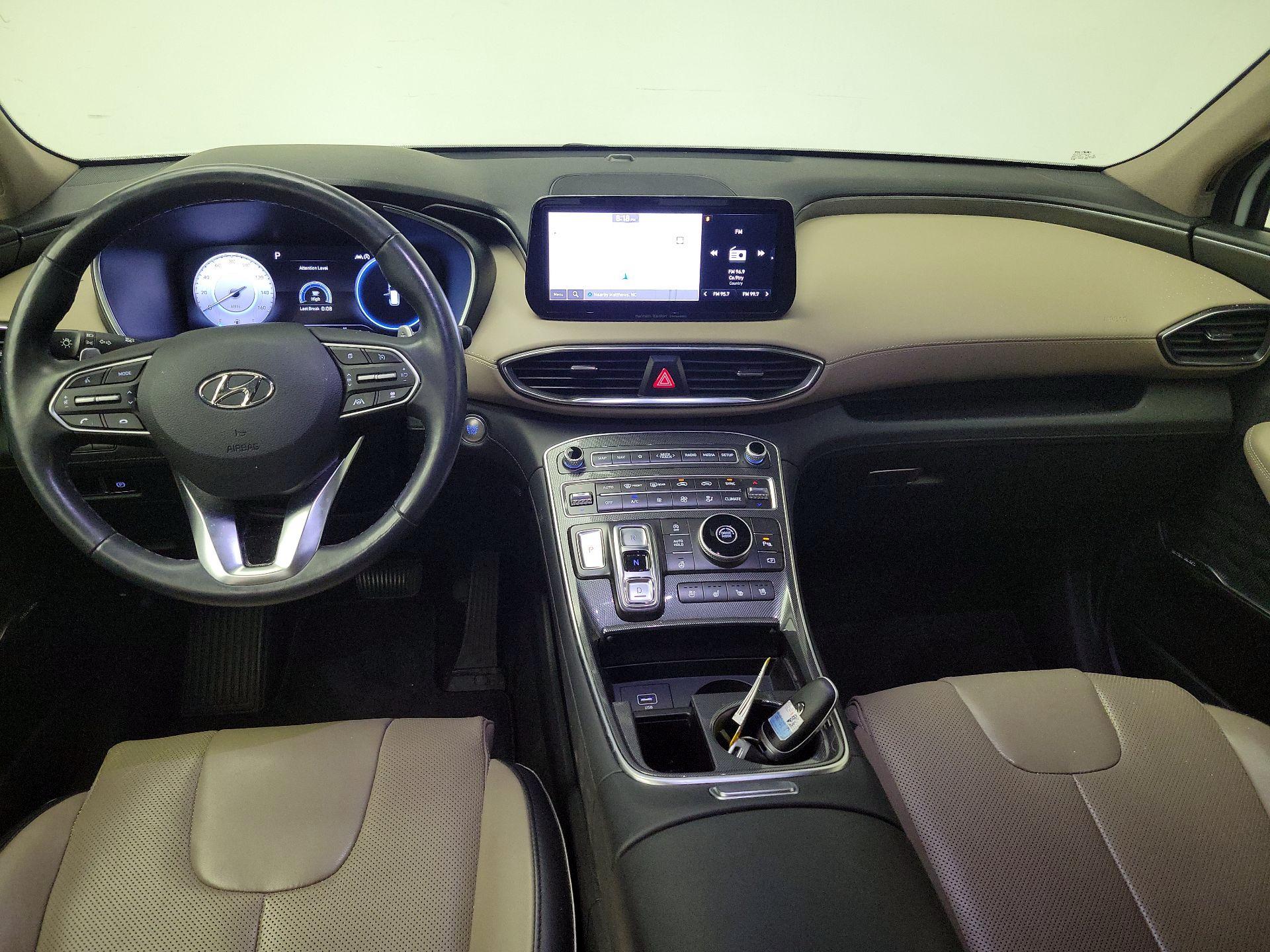 Thumbnail: 2022 Hyundai Santa Fe - 9