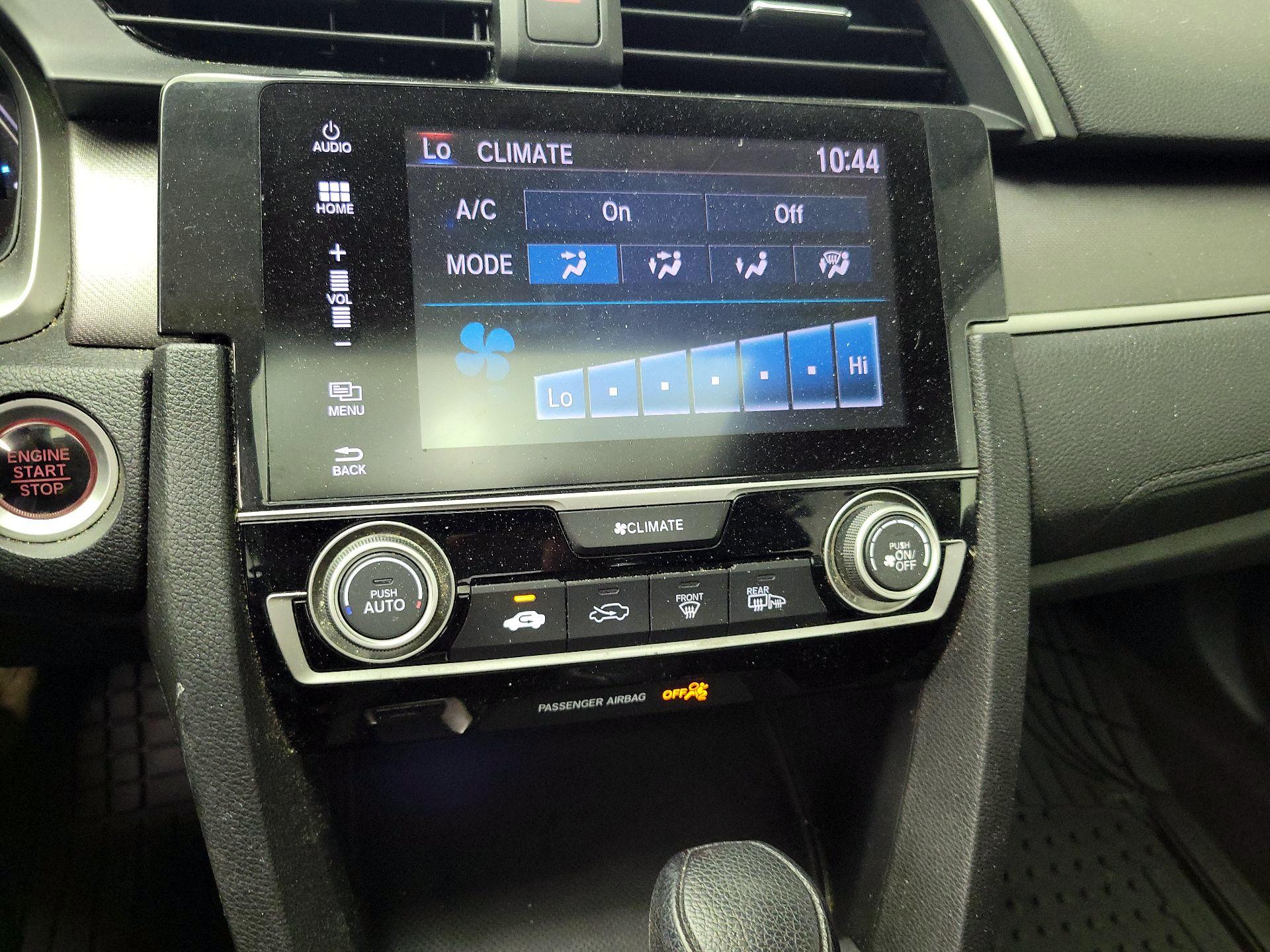 Thumbnail: 2016 Honda Civic - 15
