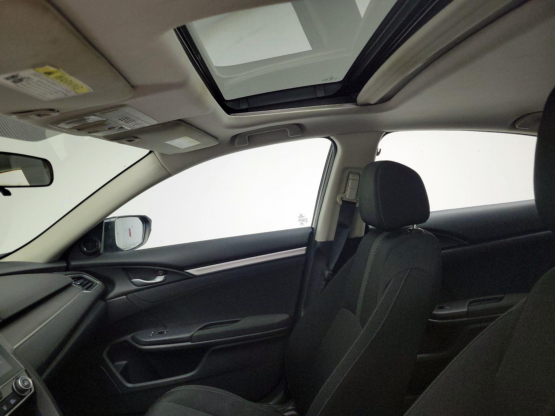 Thumbnail: 2016 Honda Civic - 17