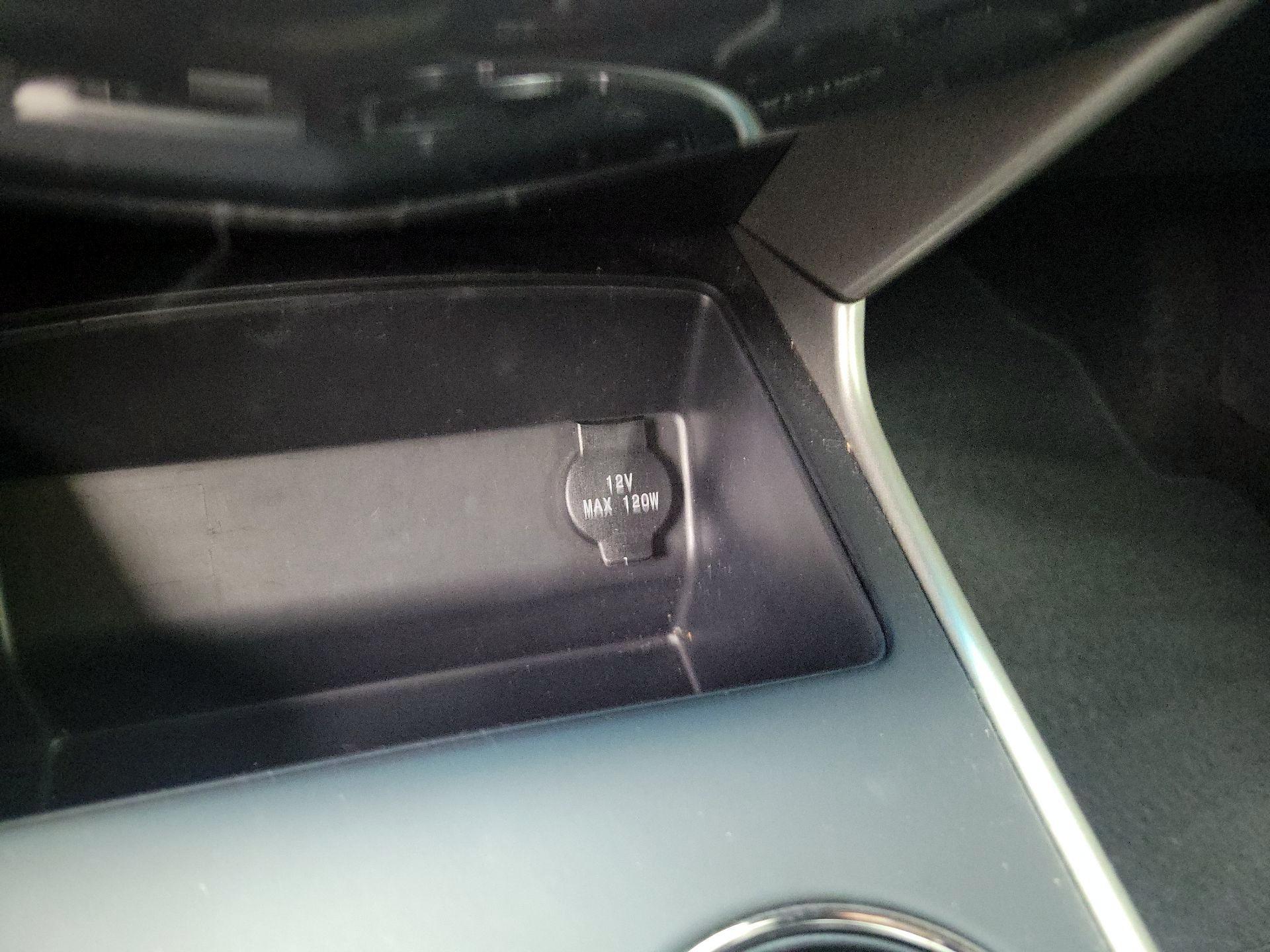 Thumbnail: 2015 Nissan Altima - 17