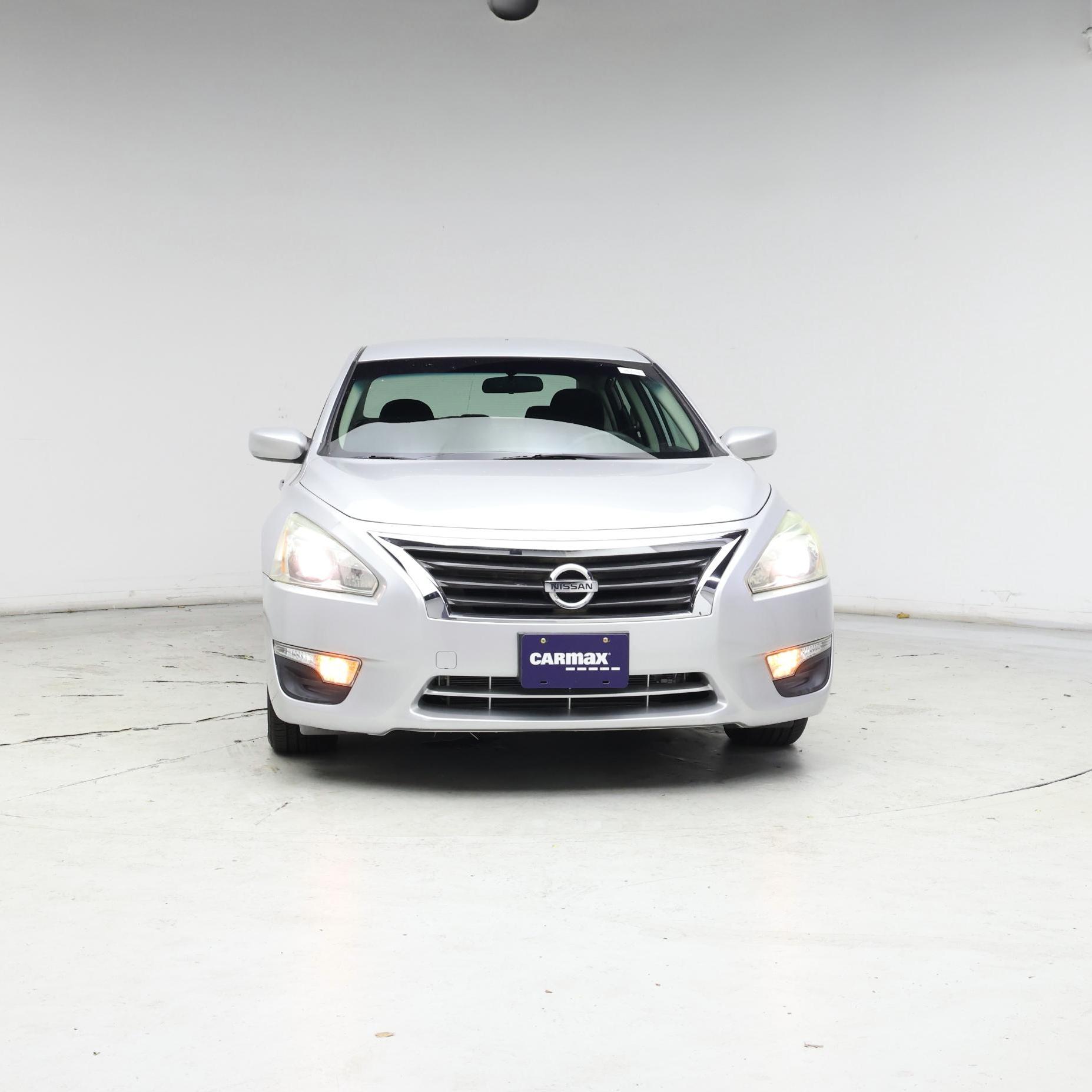 Thumbnail: 2015 Nissan Altima - 5