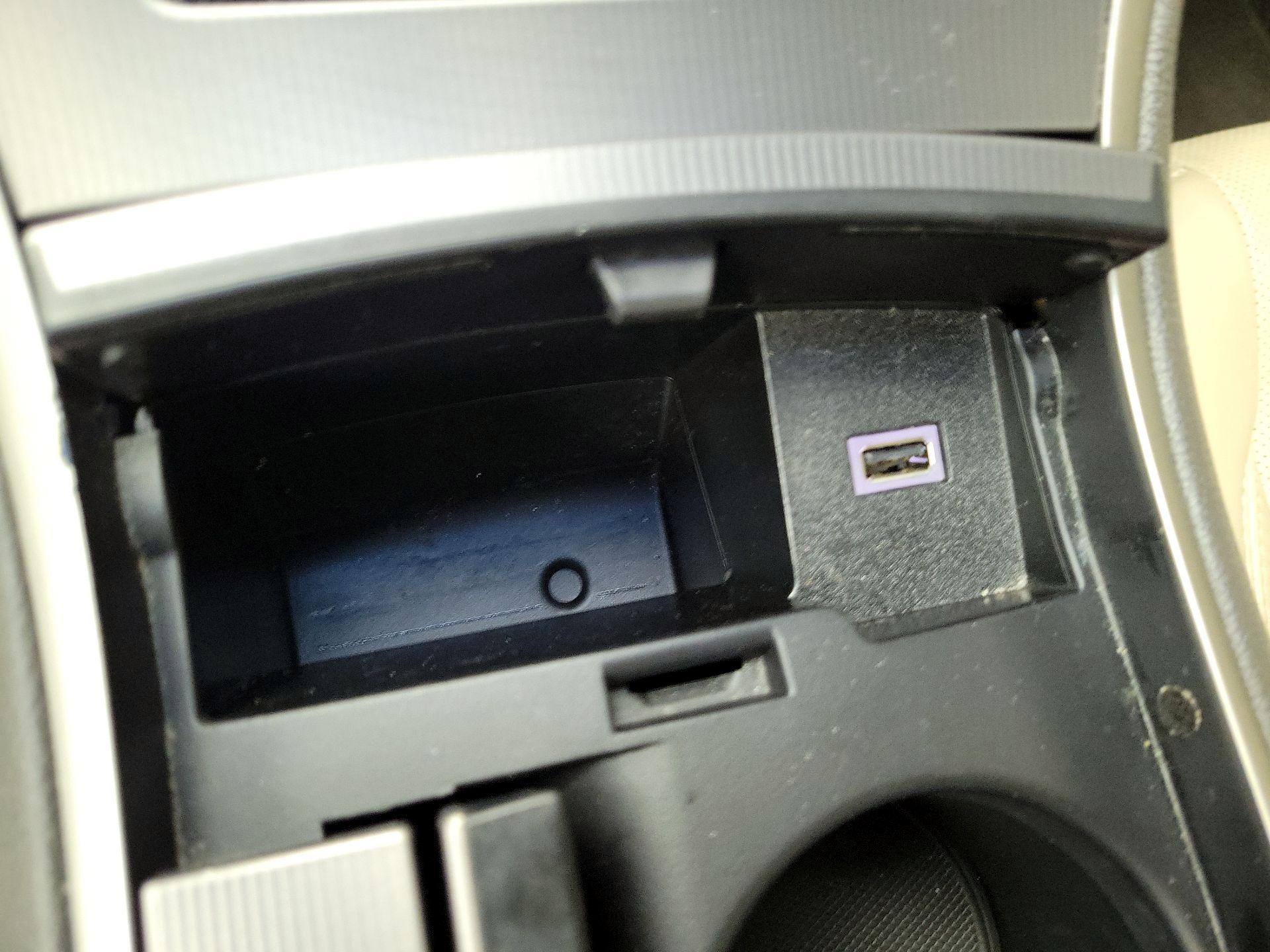 Thumbnail: 2017 Lincoln MKZ - 19