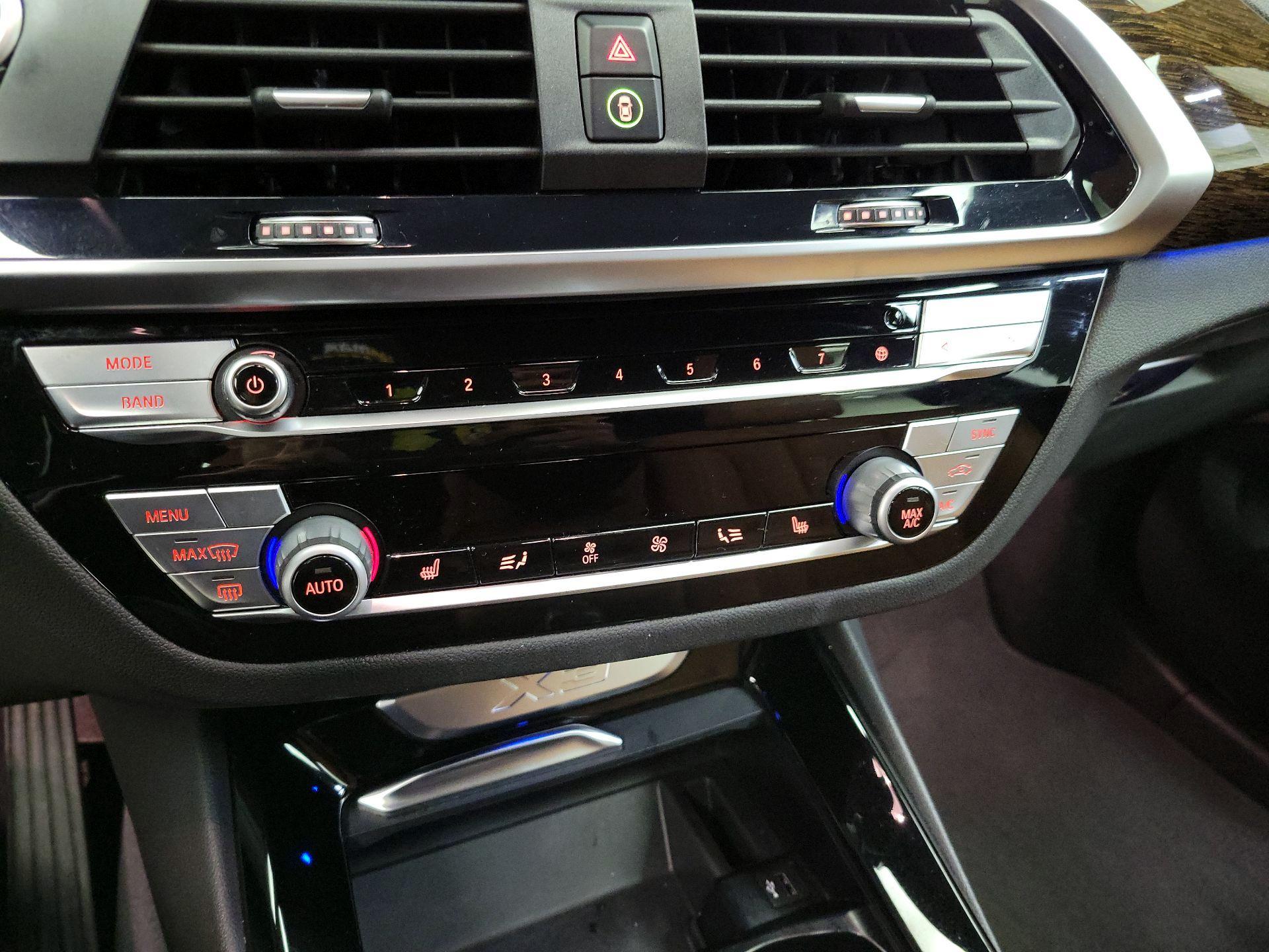 Thumbnail: 2021 BMW X3 - 16