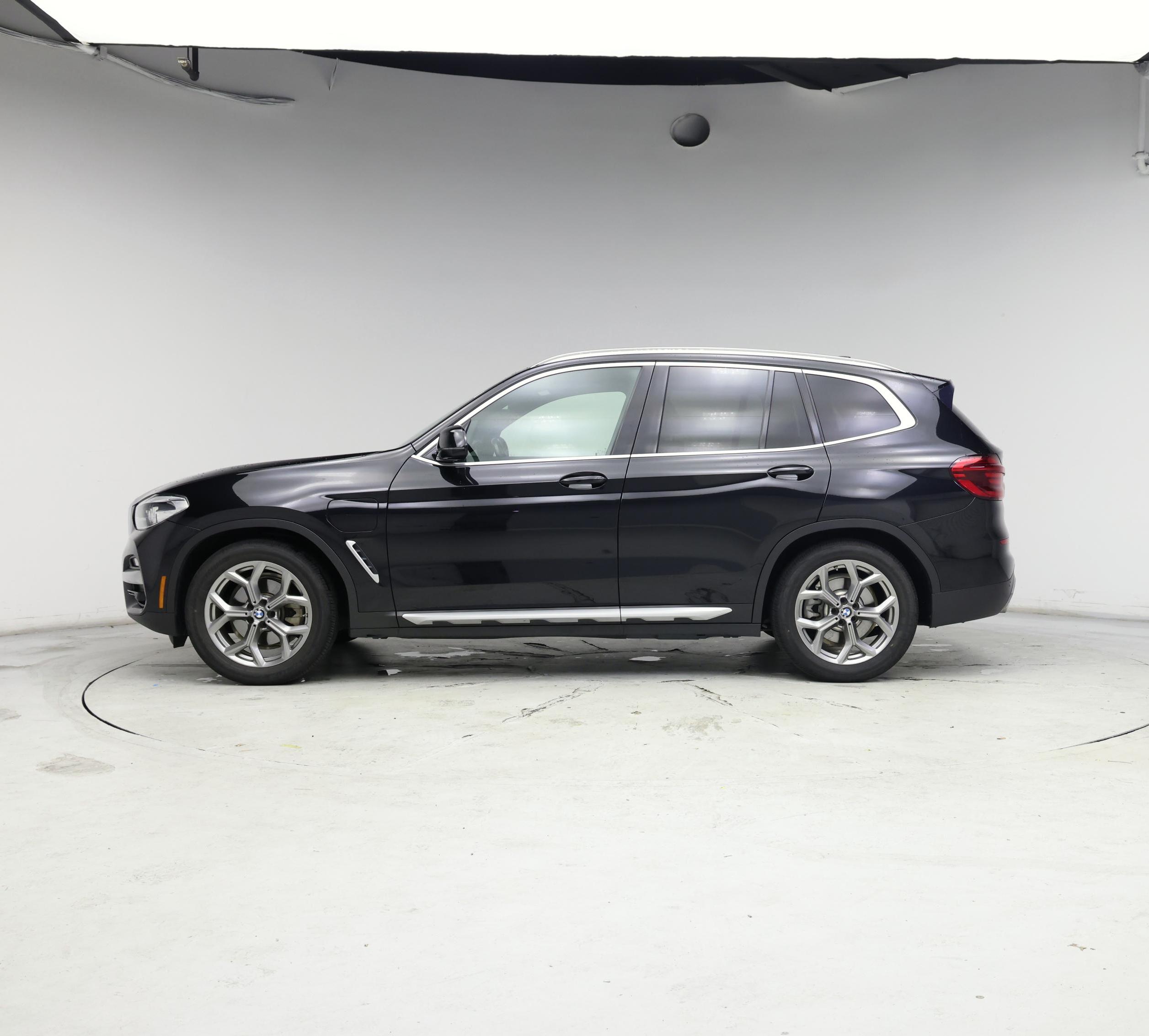 Thumbnail: 2021 BMW X3 - 3