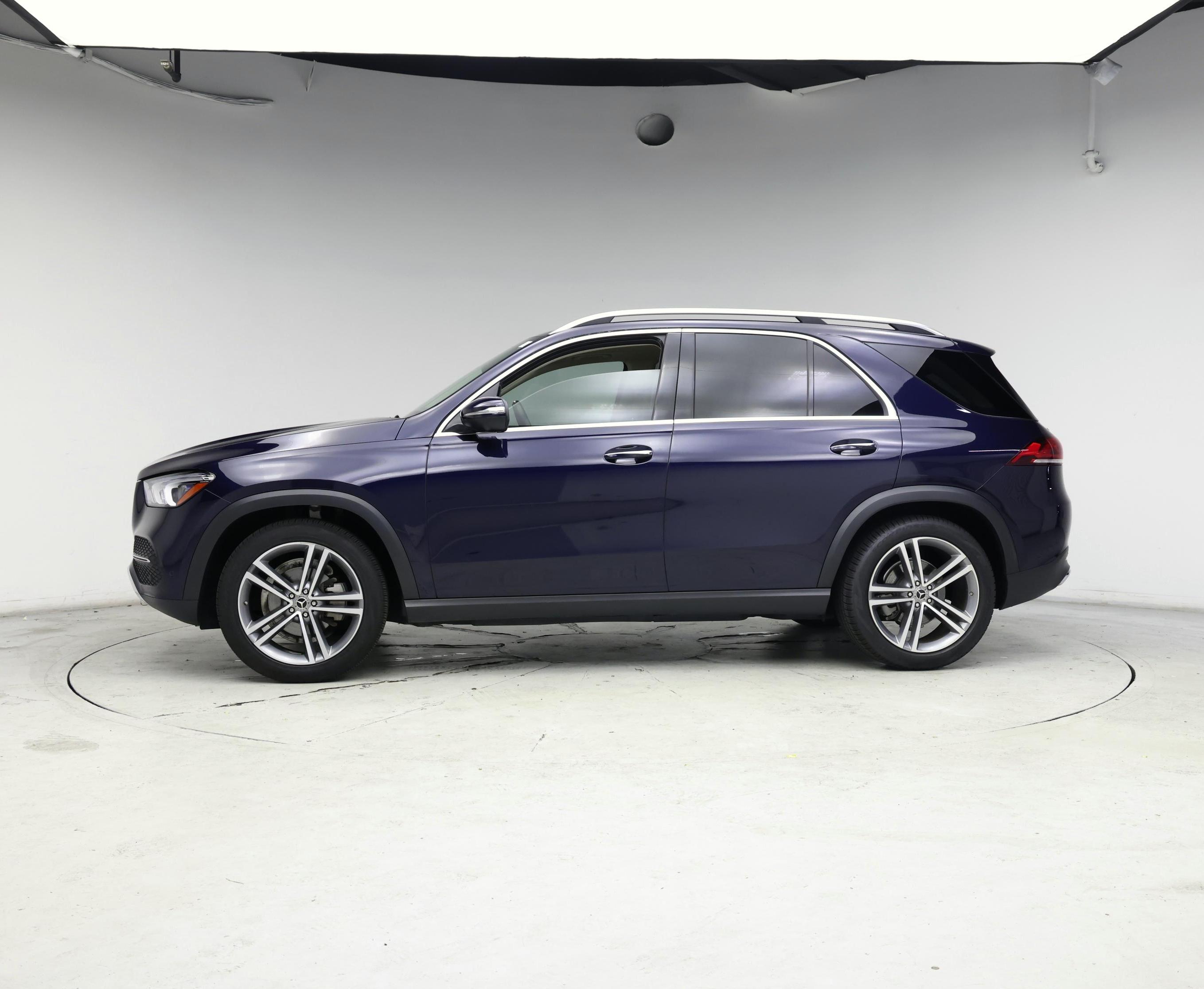 Thumbnail: 2021 Mercedes-Benz GLE - 3