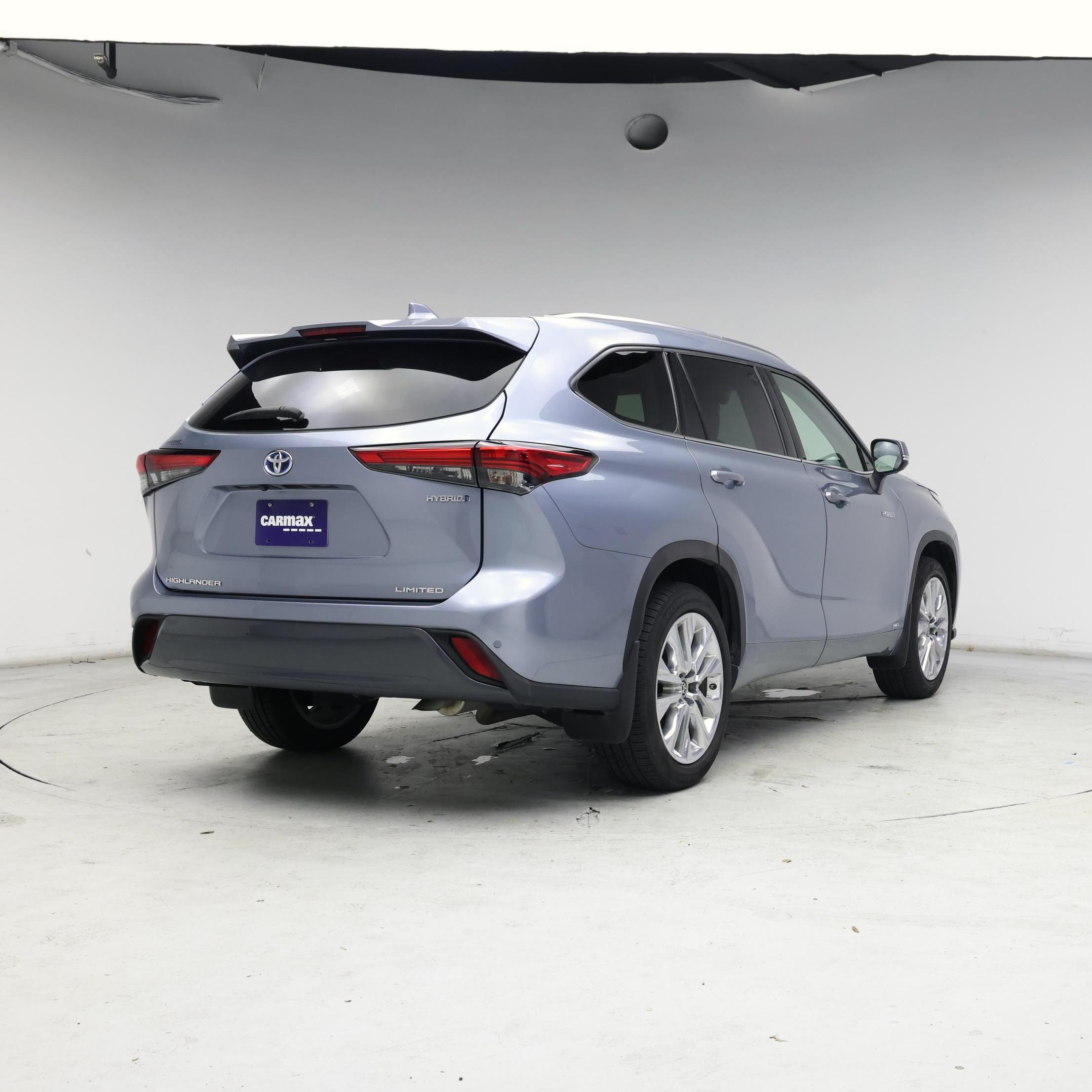 Thumbnail: 2021 Toyota Highlander - 8