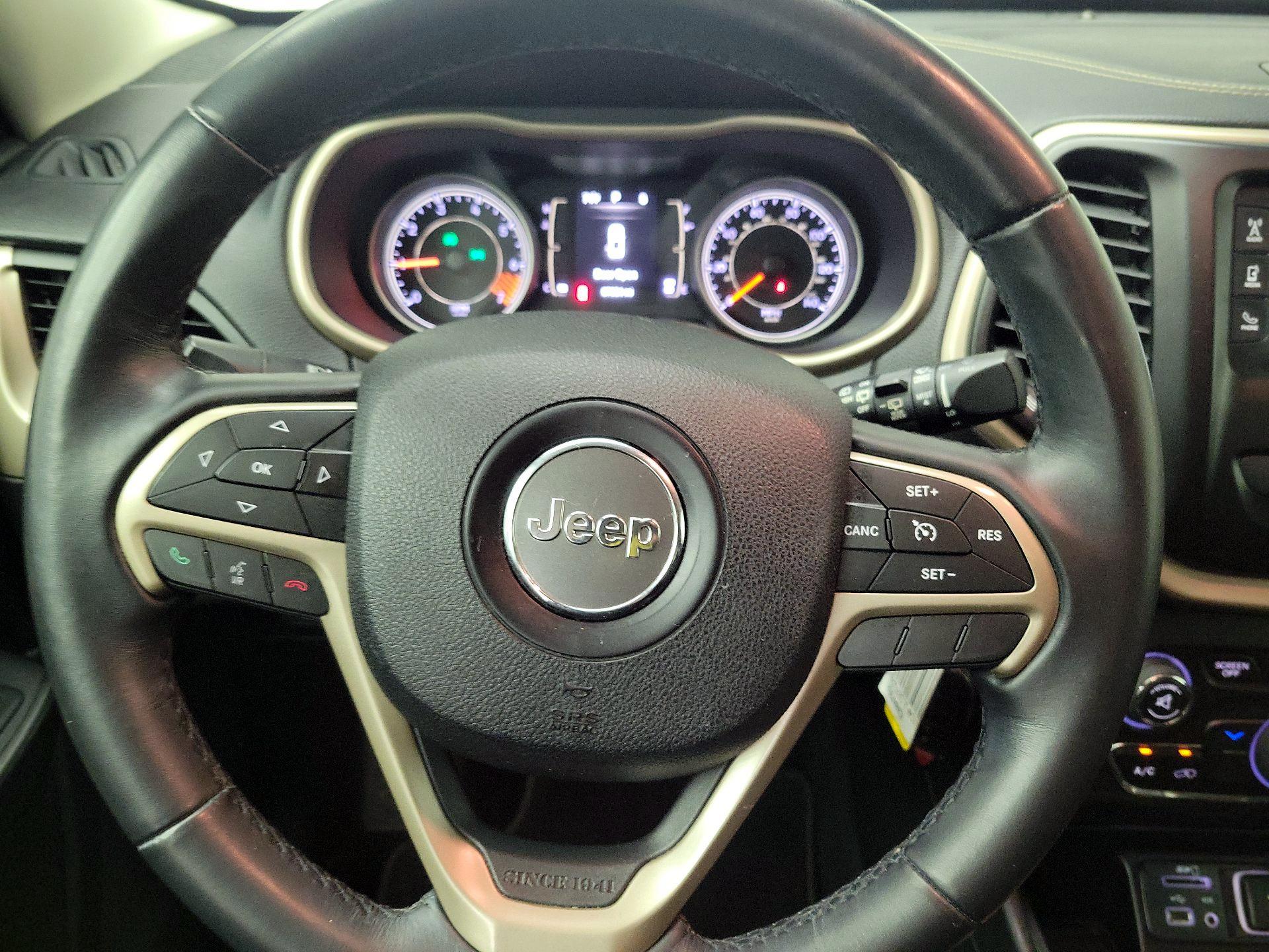 Thumbnail: 2015 Jeep Cherokee - 10